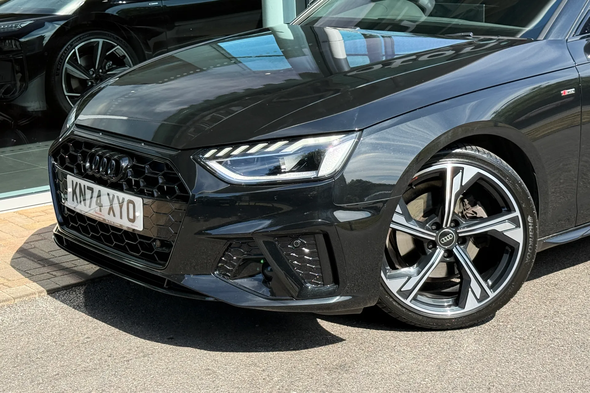 Audi A4 thumbnail image number 55