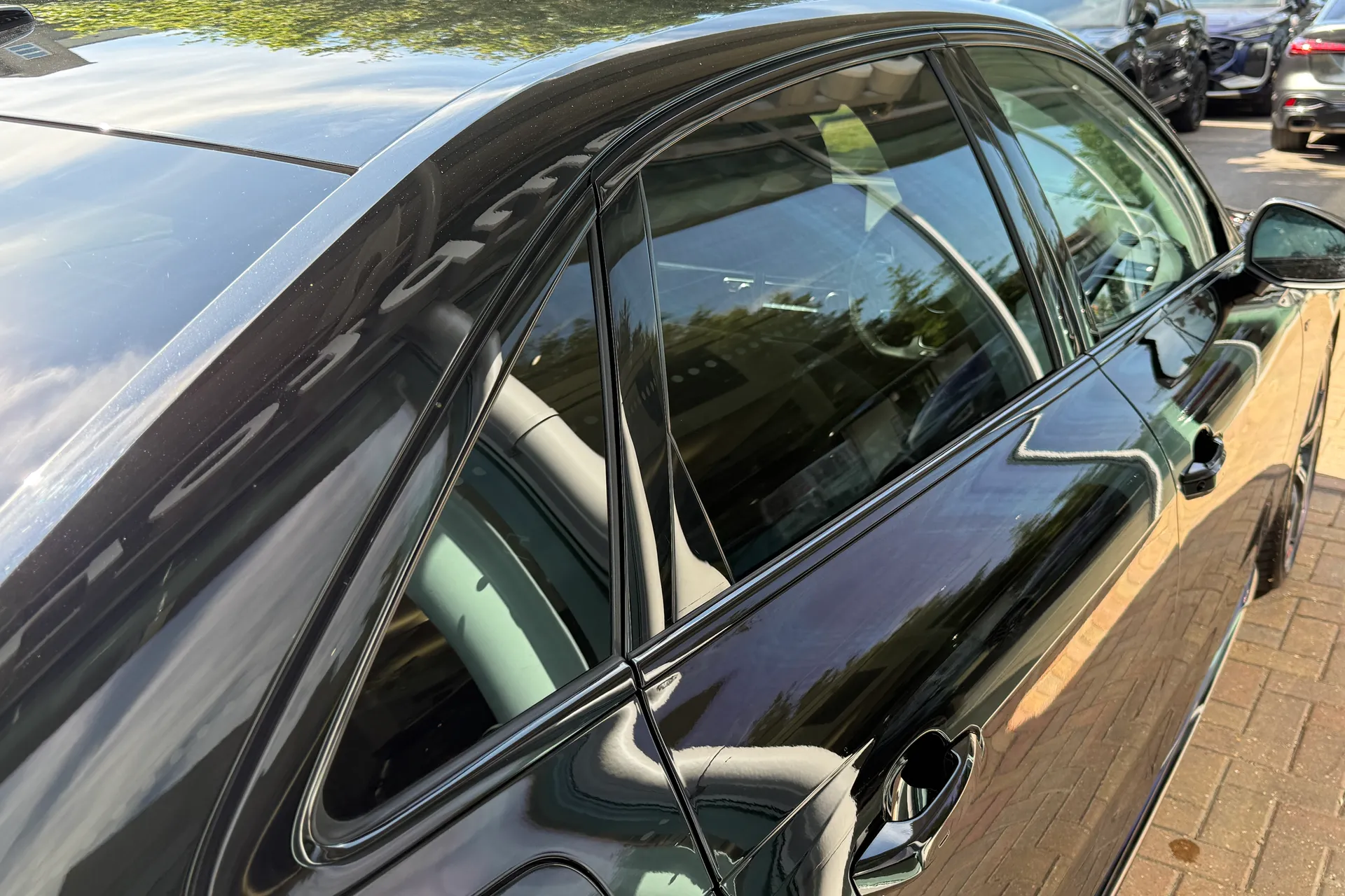 Audi A4 thumbnail image number 36