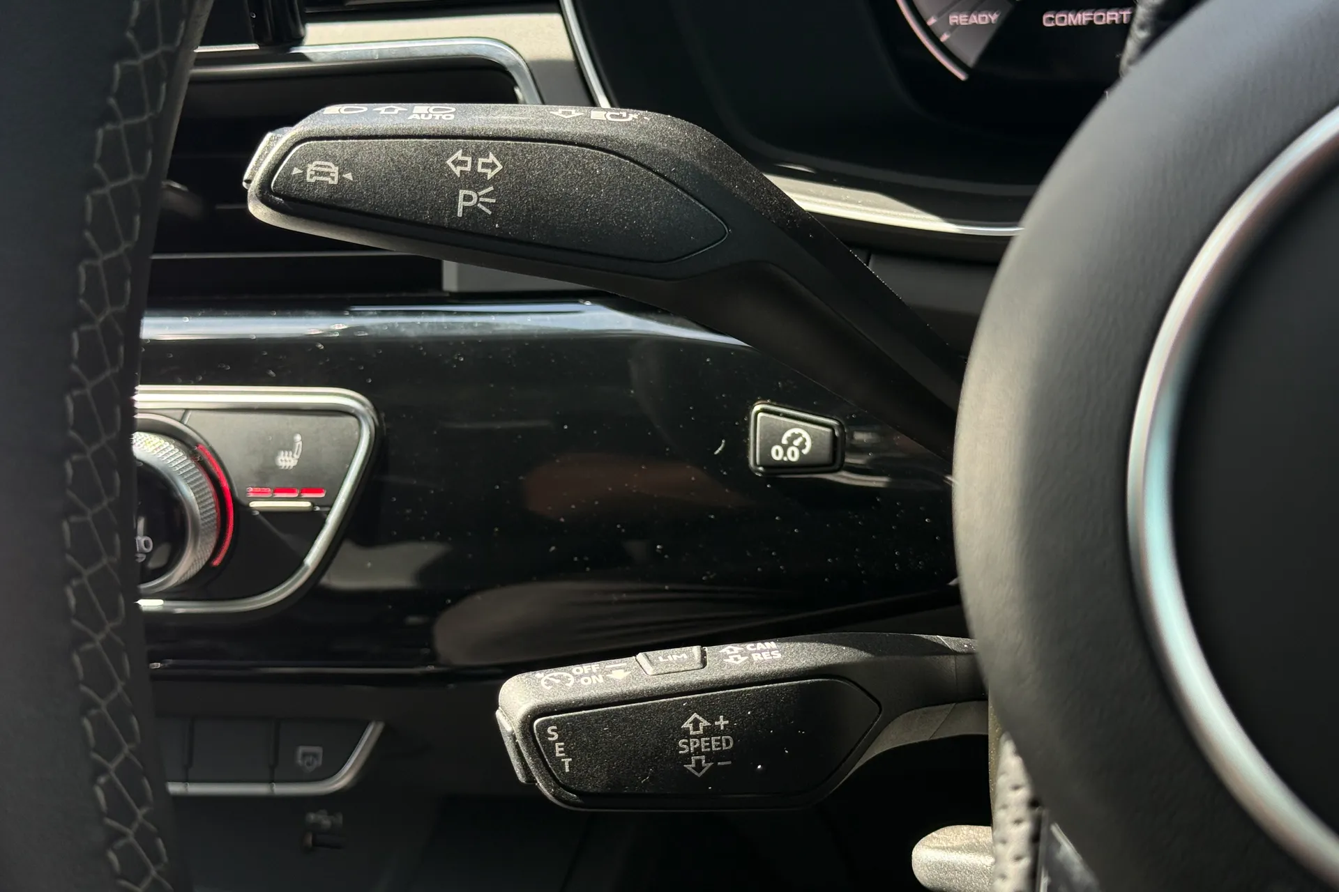 Audi A4 thumbnail image number 20