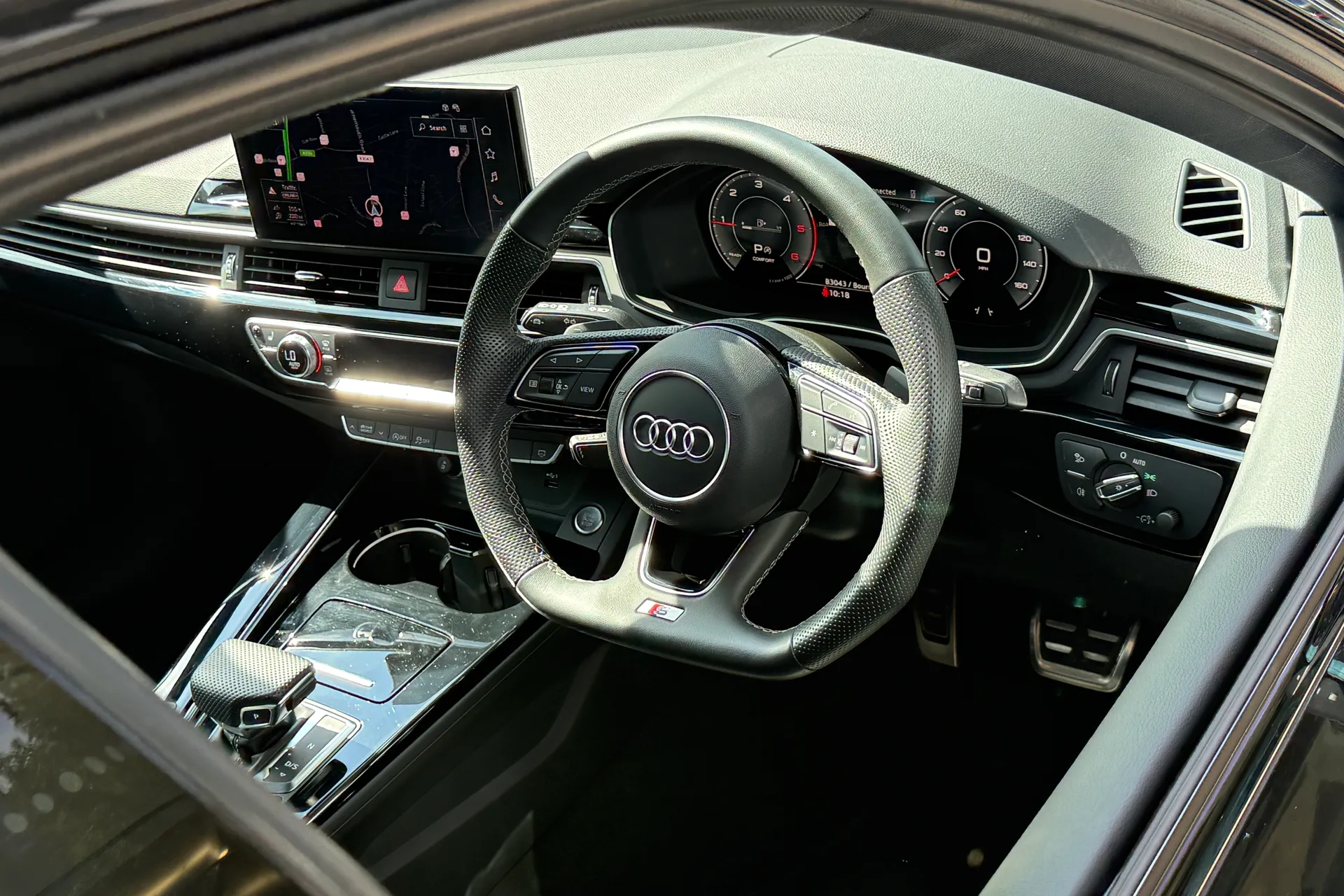 Audi A4 thumbnail image number 33