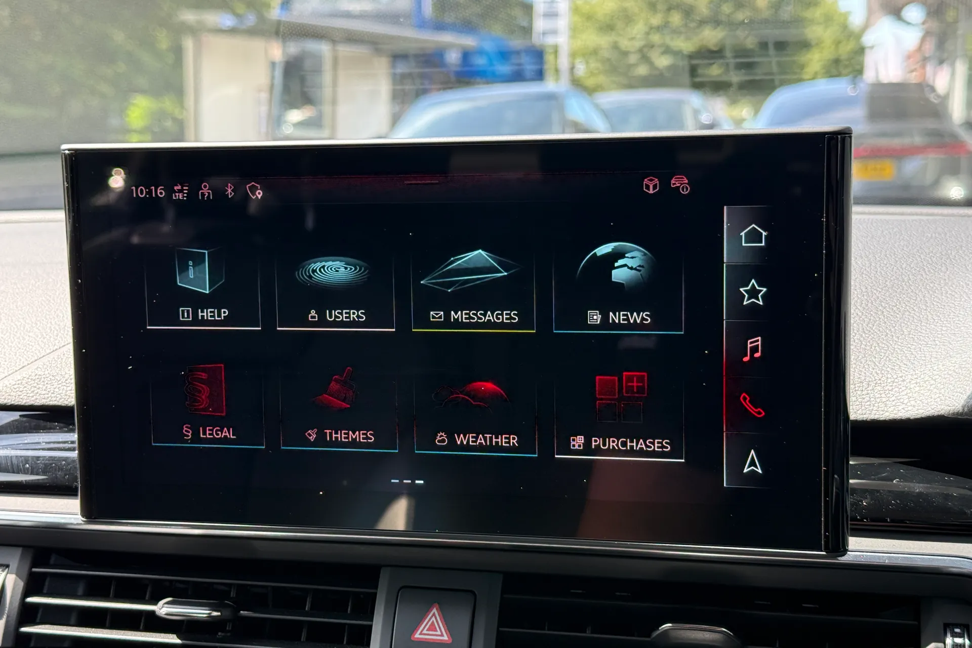 Audi A4 thumbnail image number 24