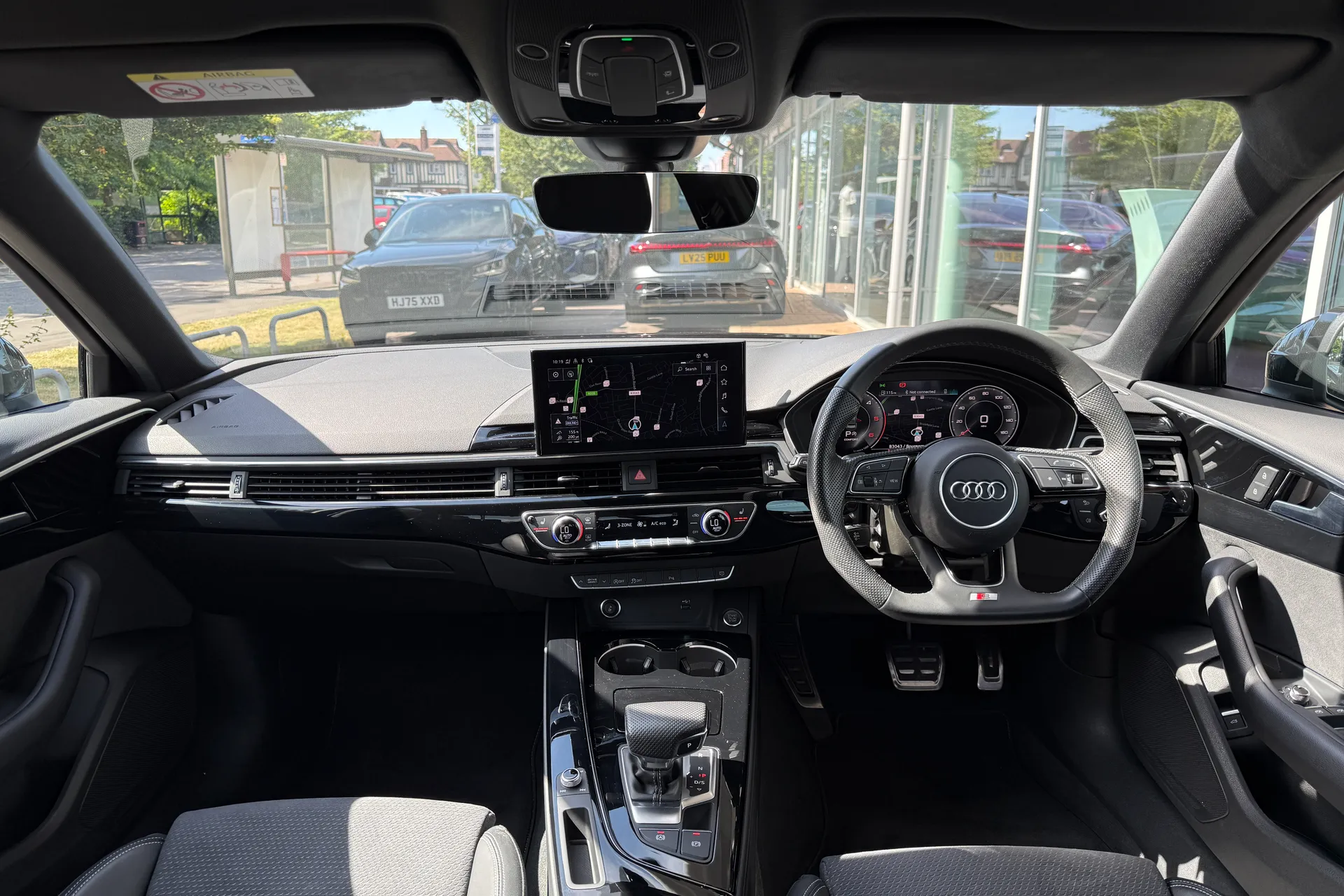 Audi A4 thumbnail image number 3