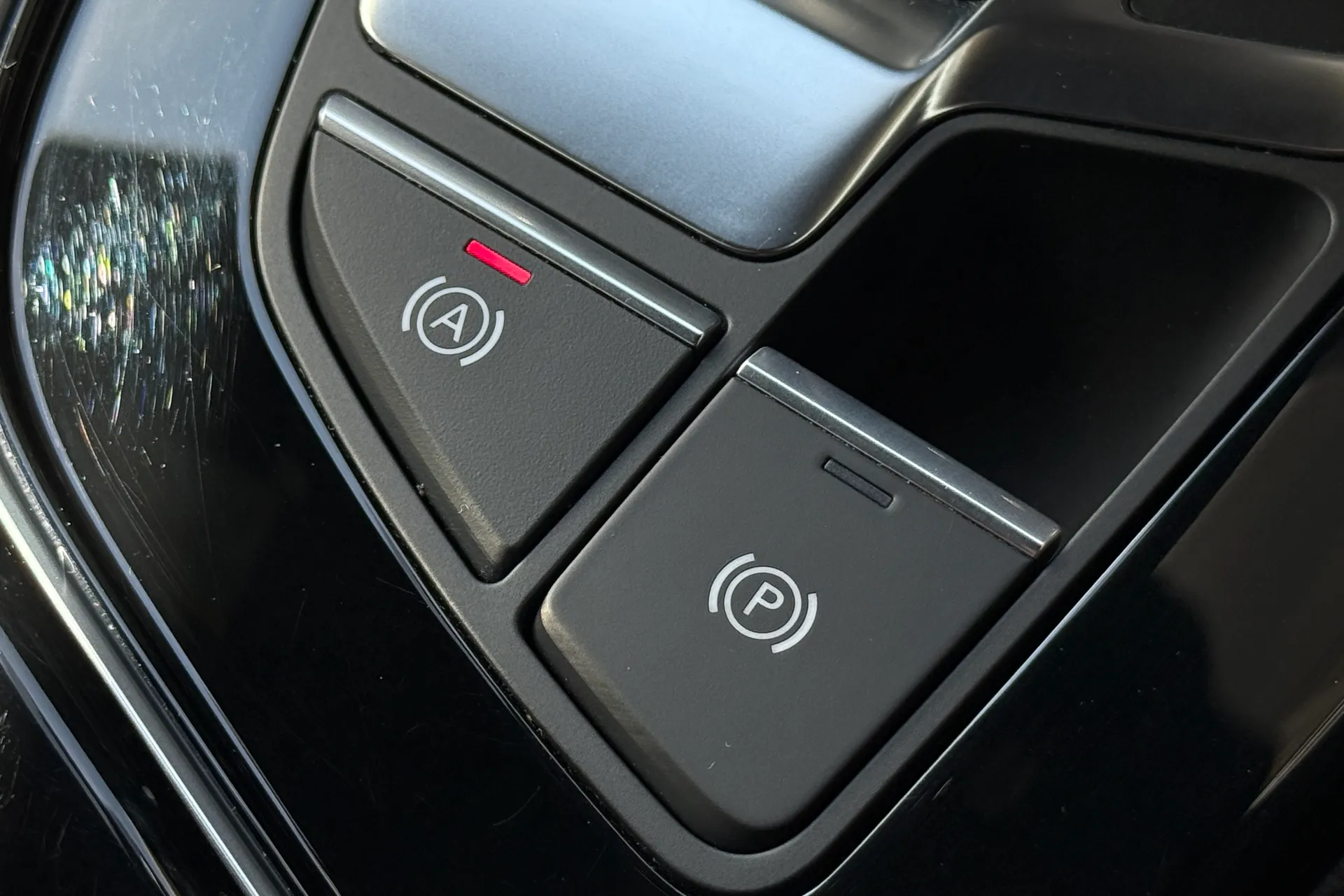 Audi A4 thumbnail image number 29