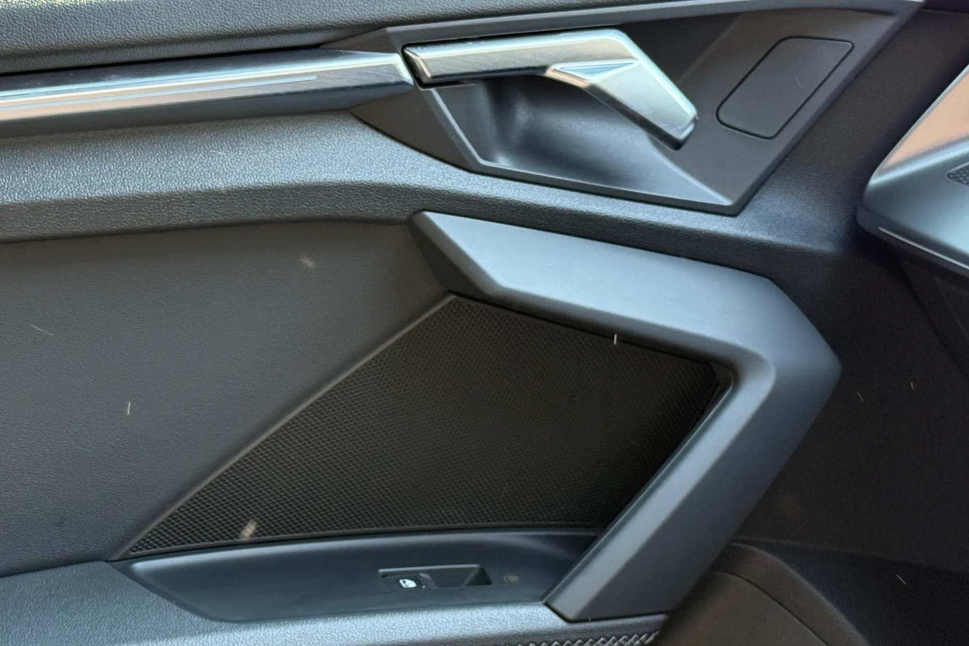 Audi A3 thumbnail image number 30