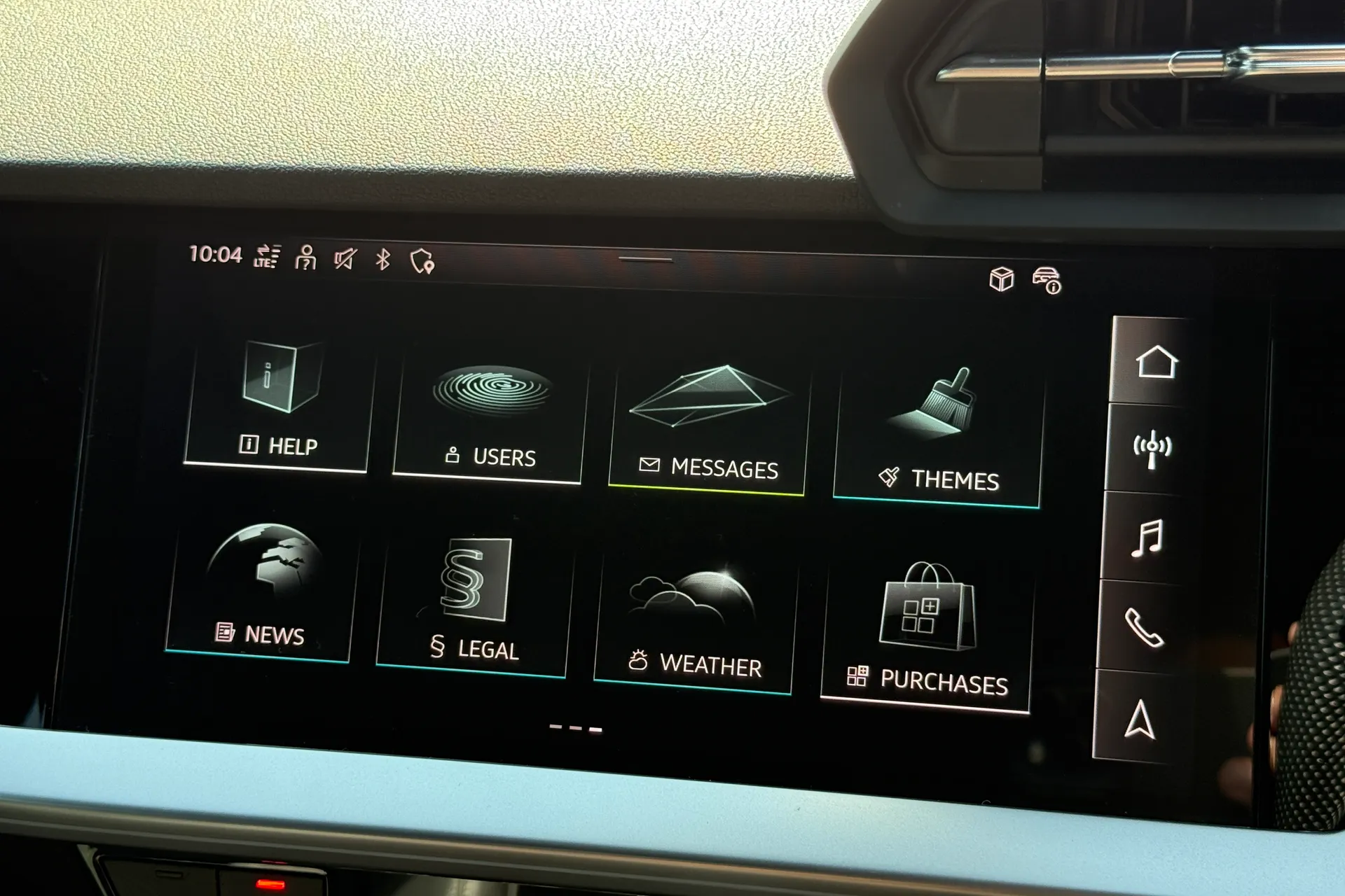 Audi A3 thumbnail image number 35