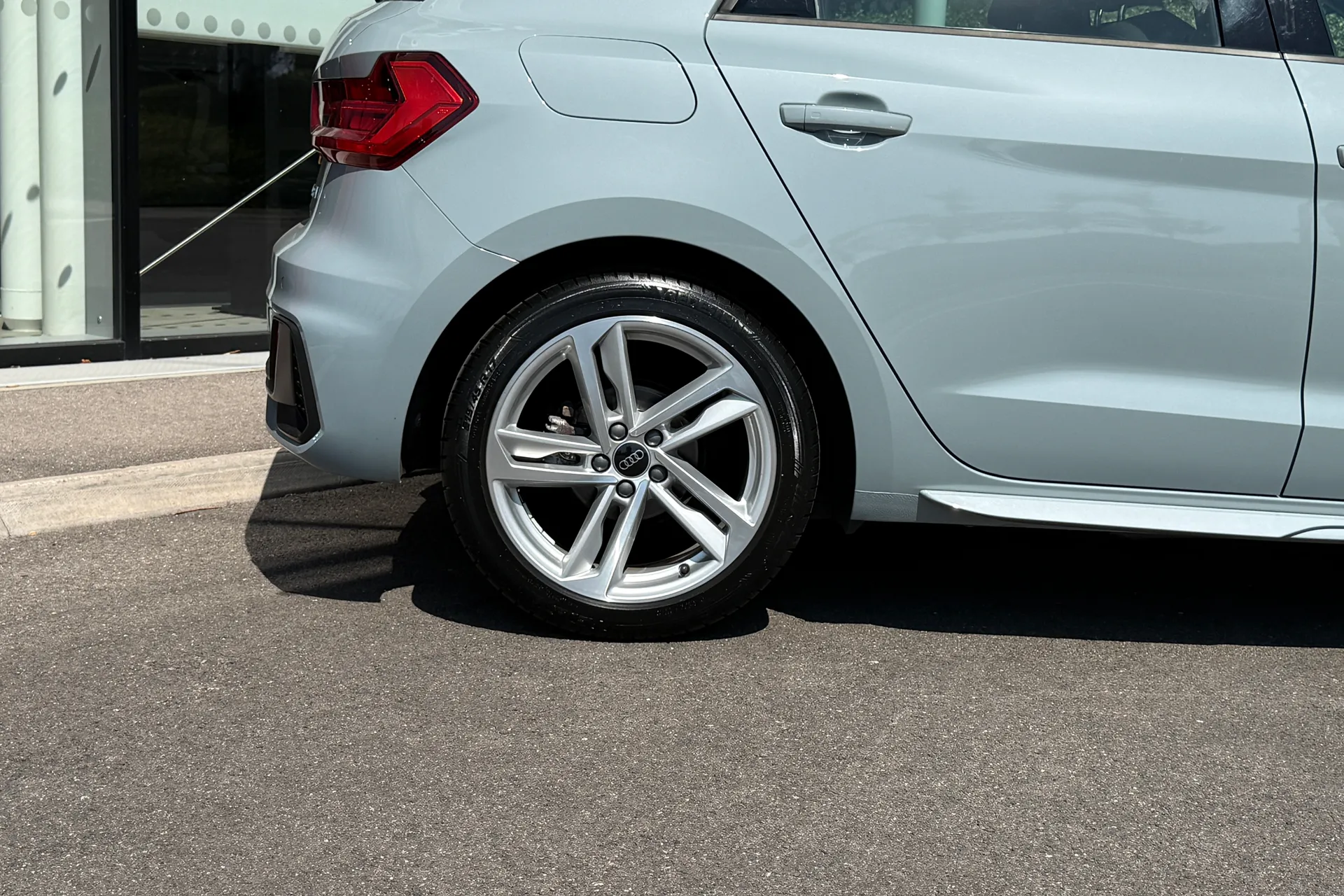 Audi A1 thumbnail image number 16