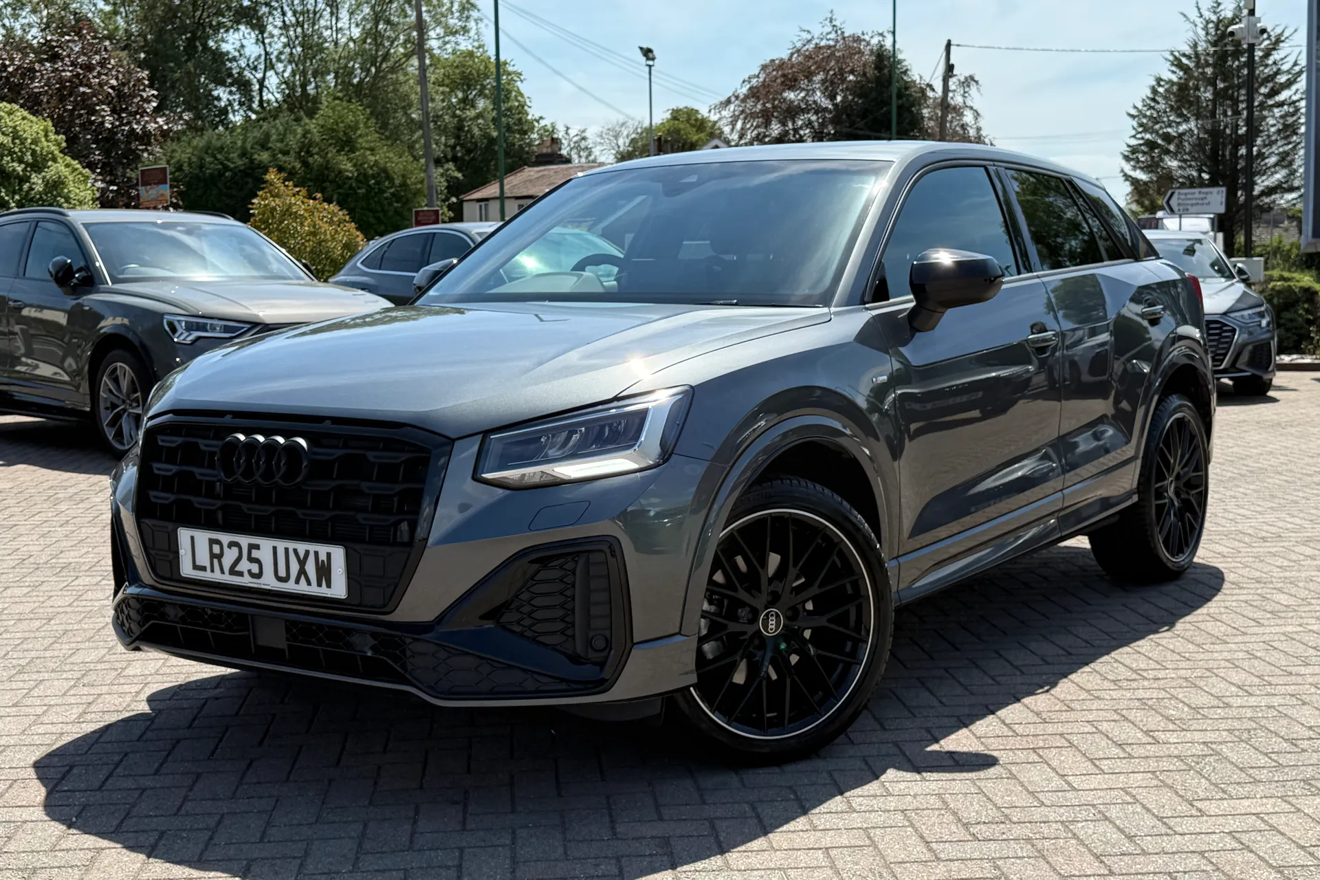 Audi Q2 thumbnail image number 22