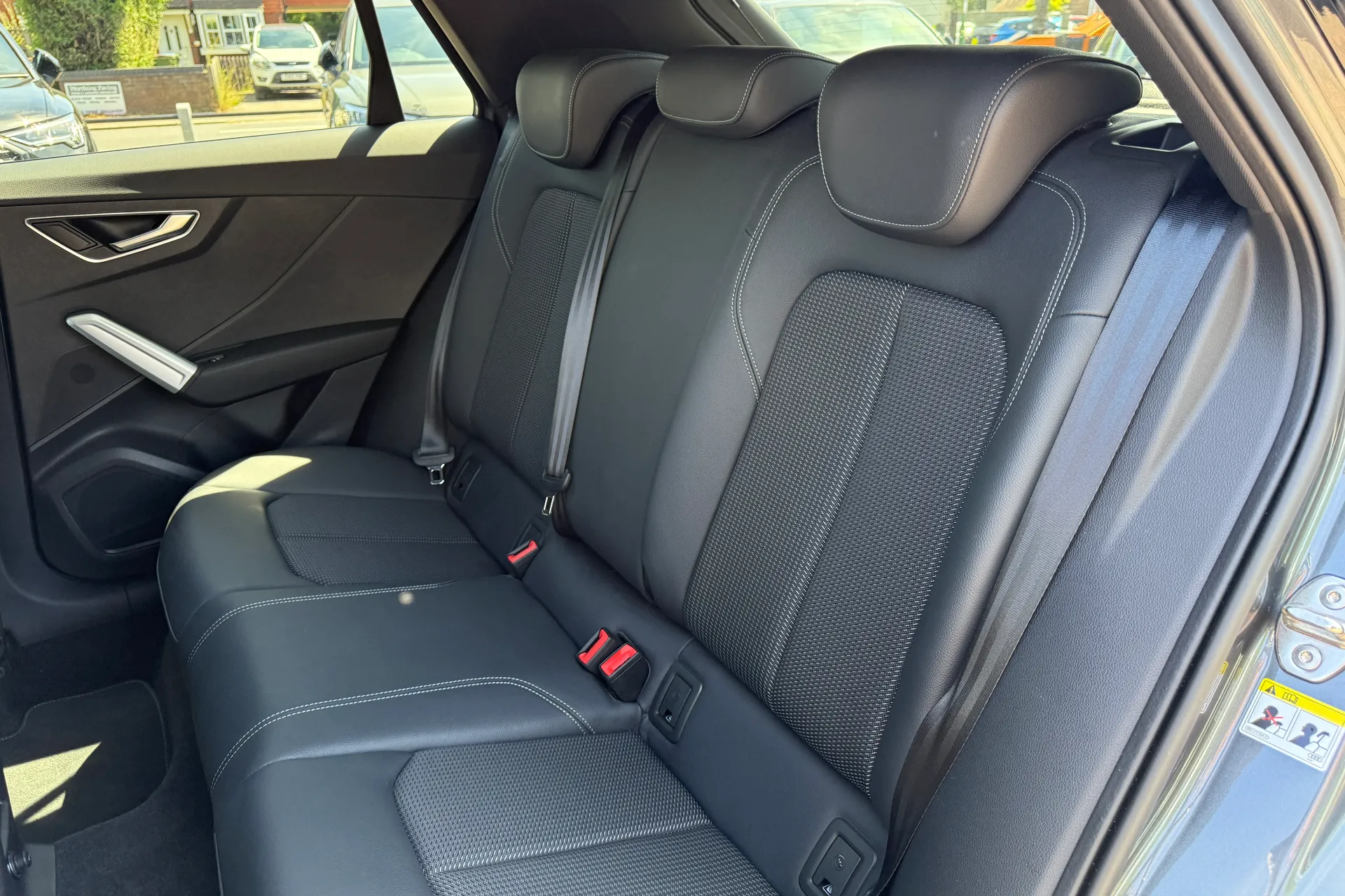 Audi Q2 thumbnail image number 39