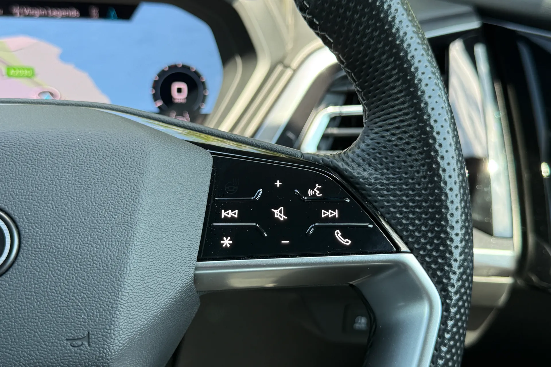 Audi Q4 thumbnail image number 47