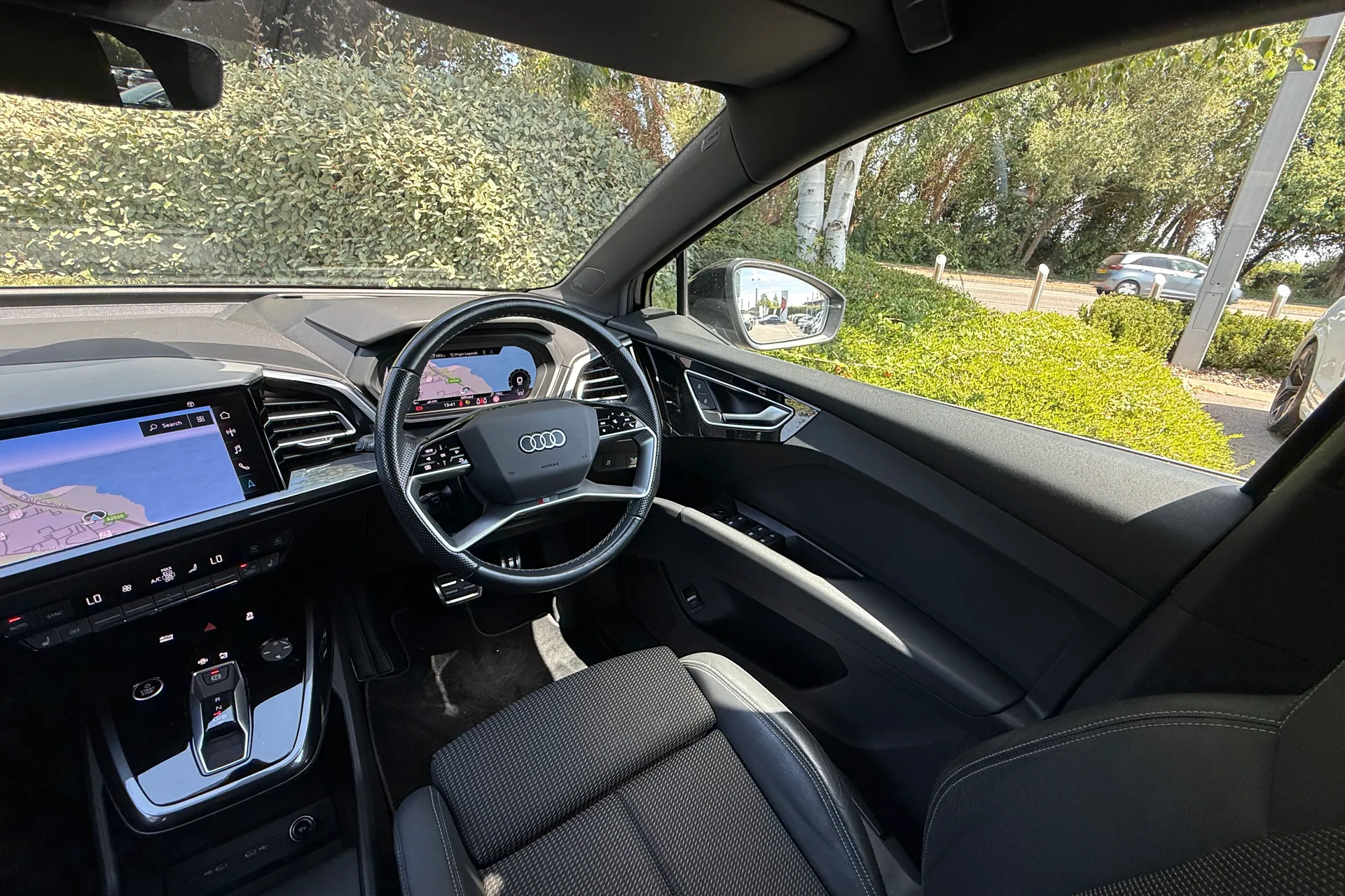 Audi Q4 thumbnail image number 54