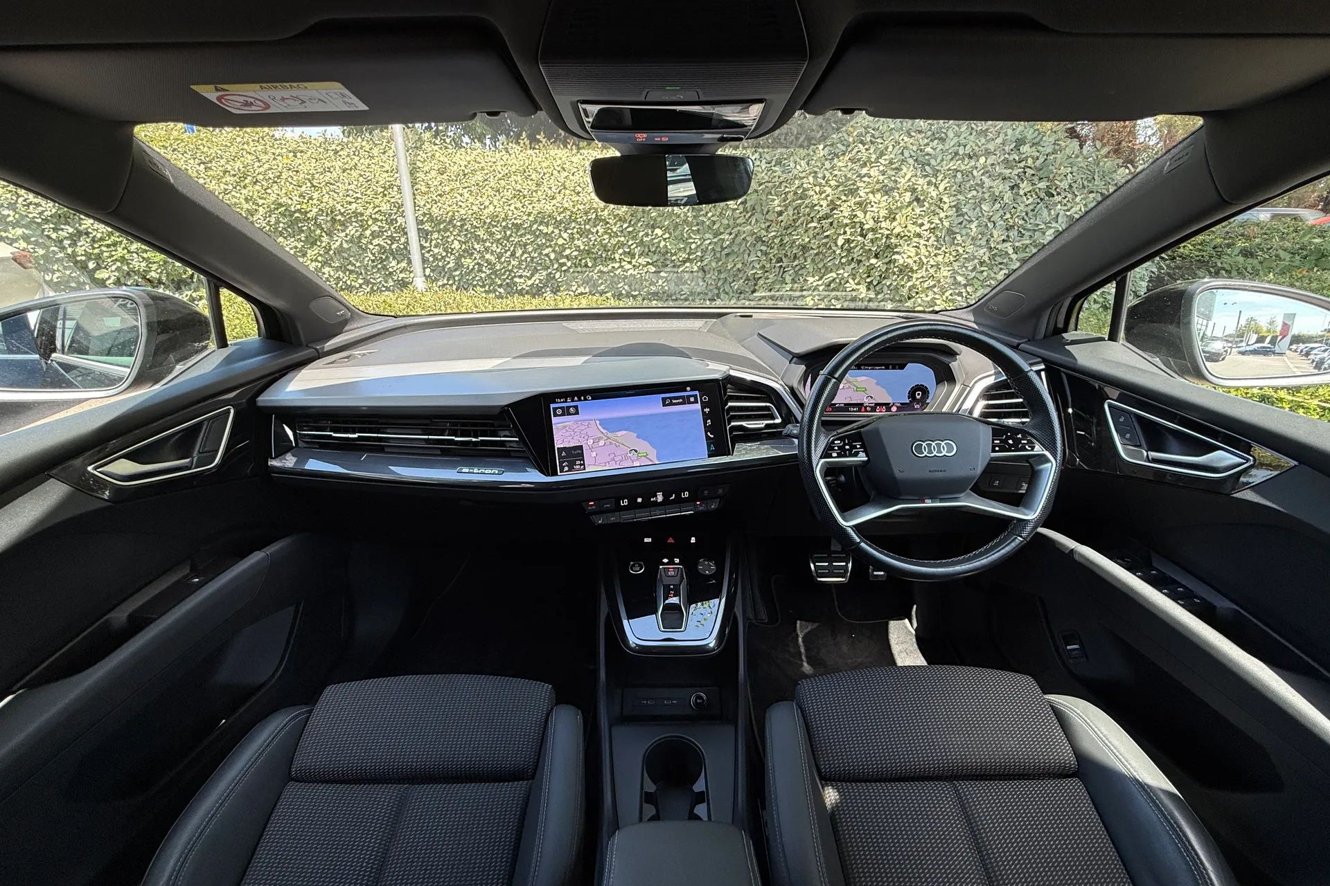 Audi Q4 thumbnail image number 5