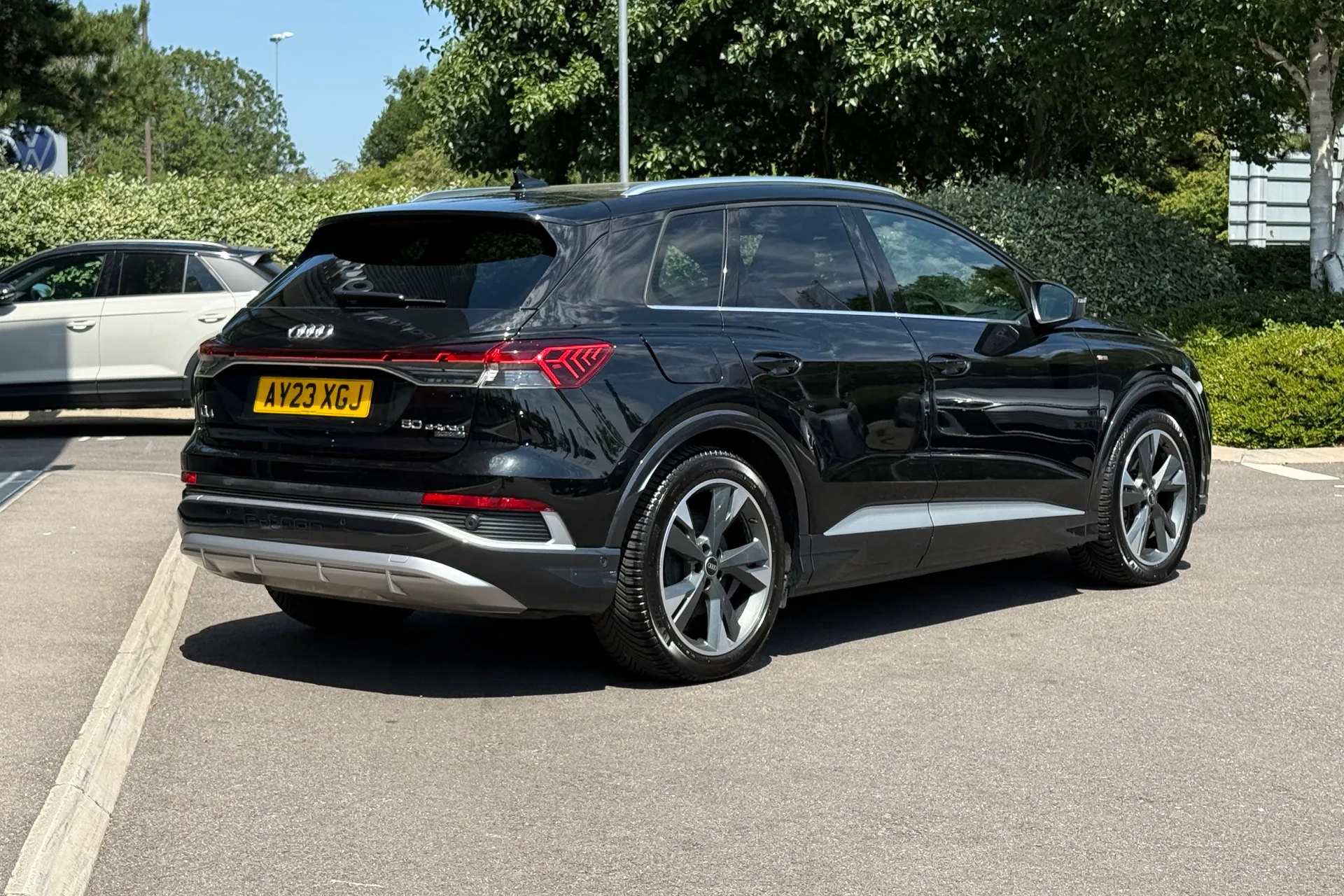 Audi Q4 thumbnail image number 29