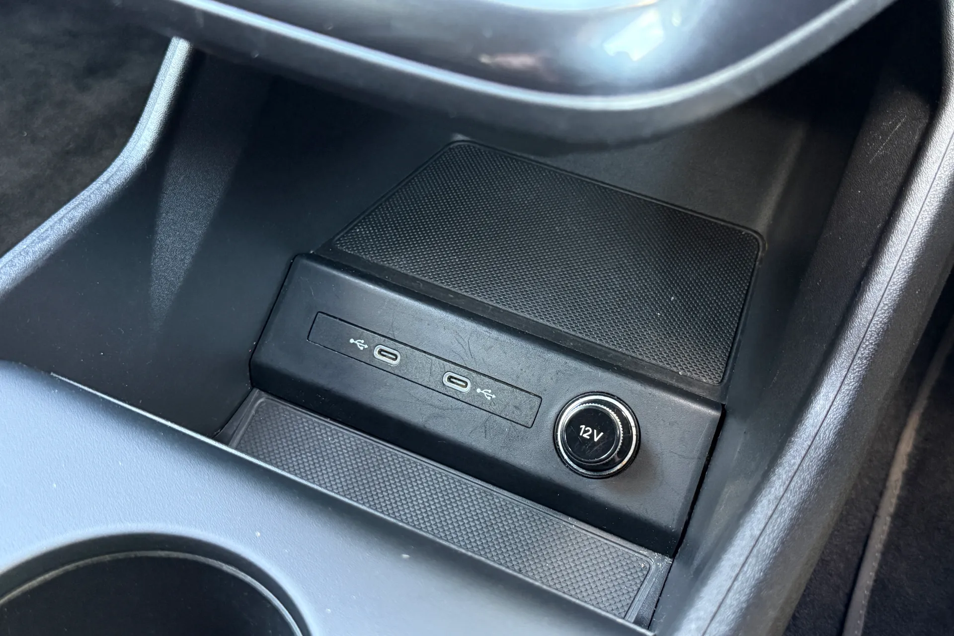 Audi Q4 thumbnail image number 38