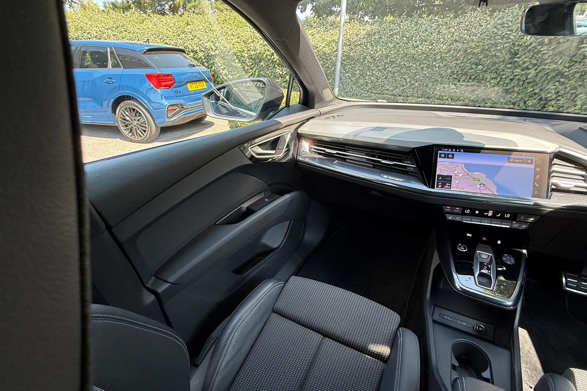 Audi Q4 thumbnail image number 54