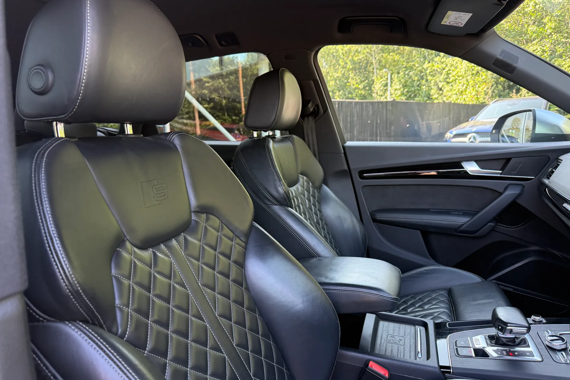 Audi Q5 thumbnail image number 28