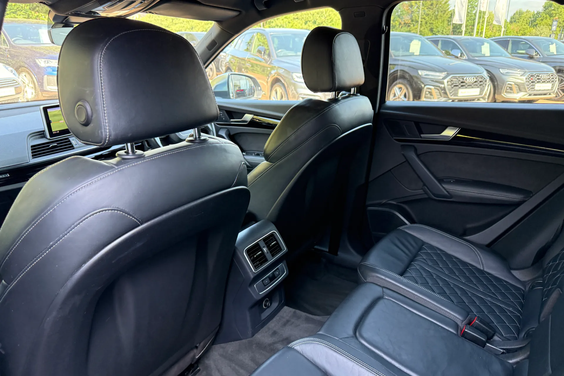 Audi Q5 thumbnail image number 47
