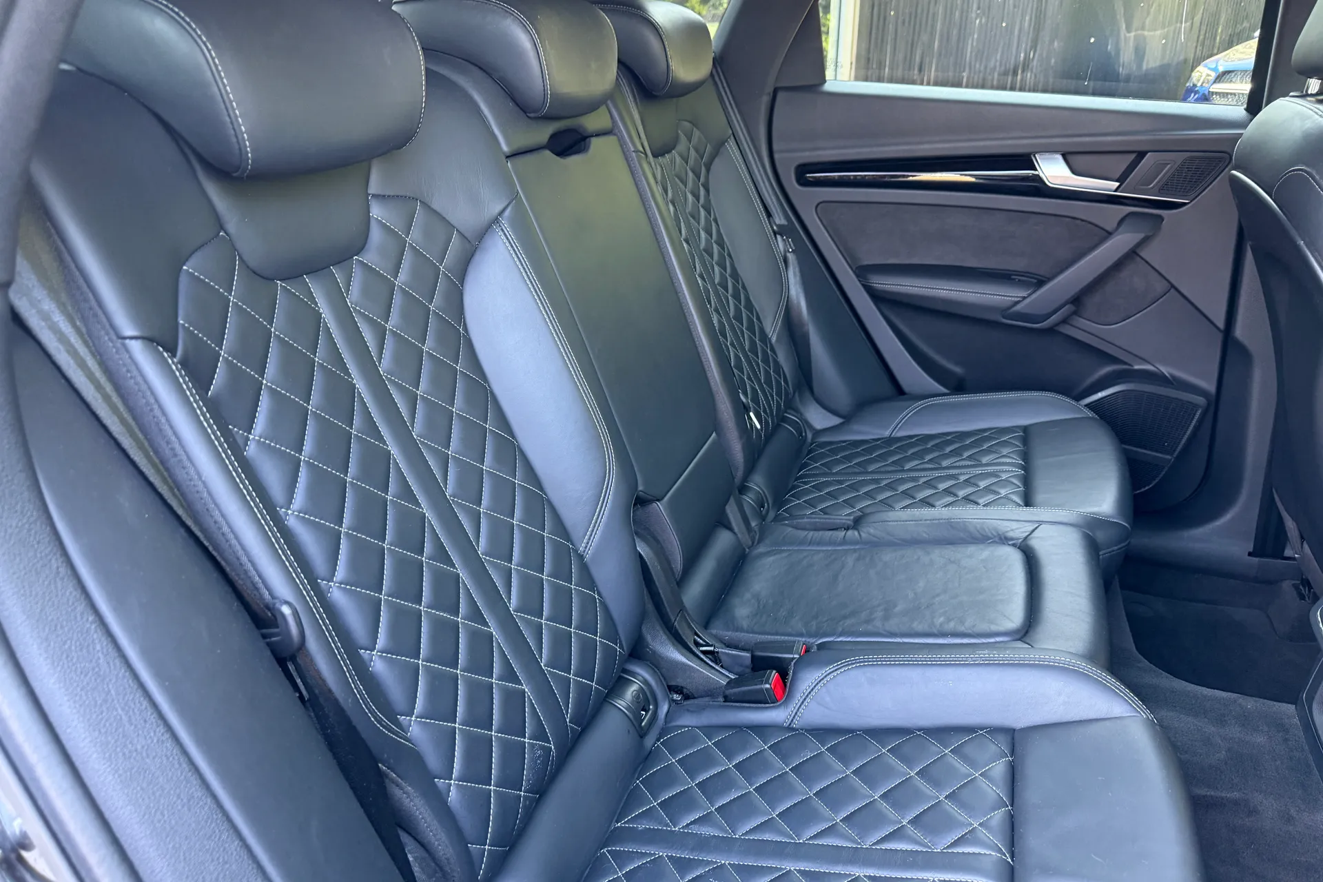 Audi Q5 thumbnail image number 33