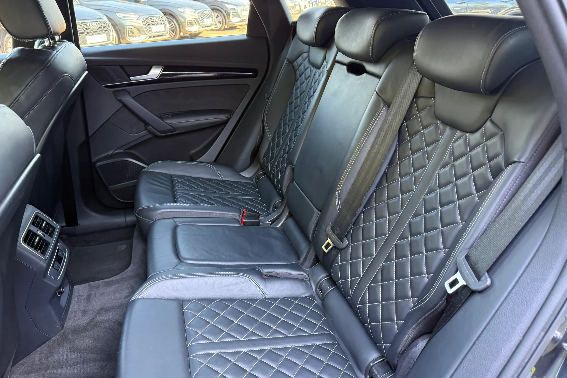 Audi Q5 thumbnail image number 48