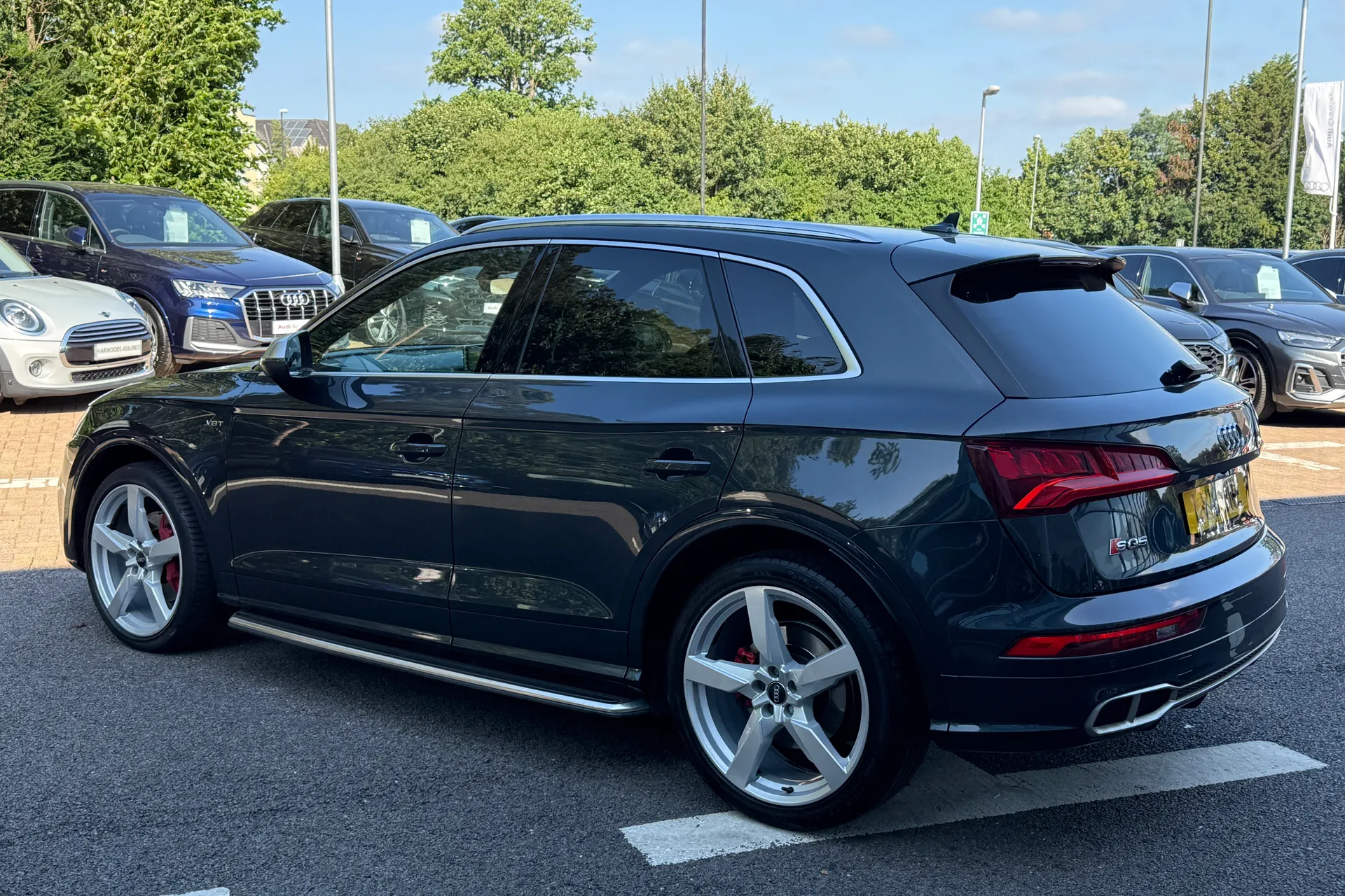 Audi Q5 thumbnail image number 45
