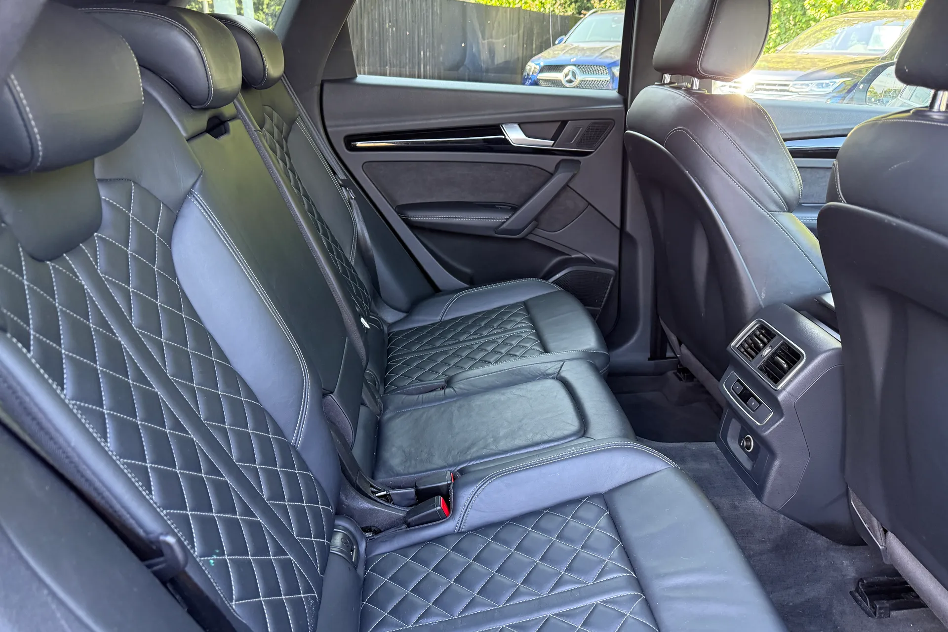 Audi Q5 thumbnail image number 34