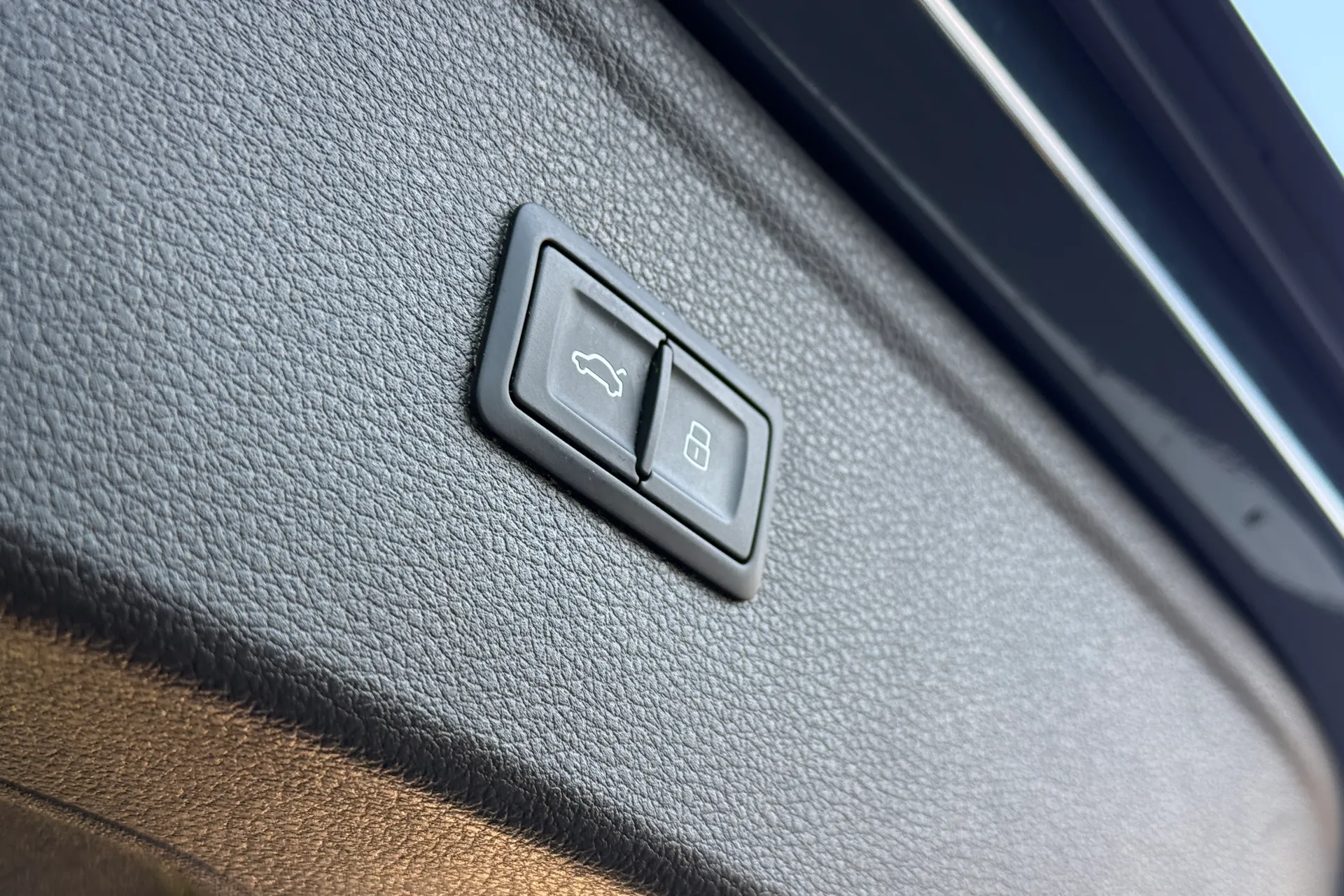 Audi Q5 thumbnail image number 42