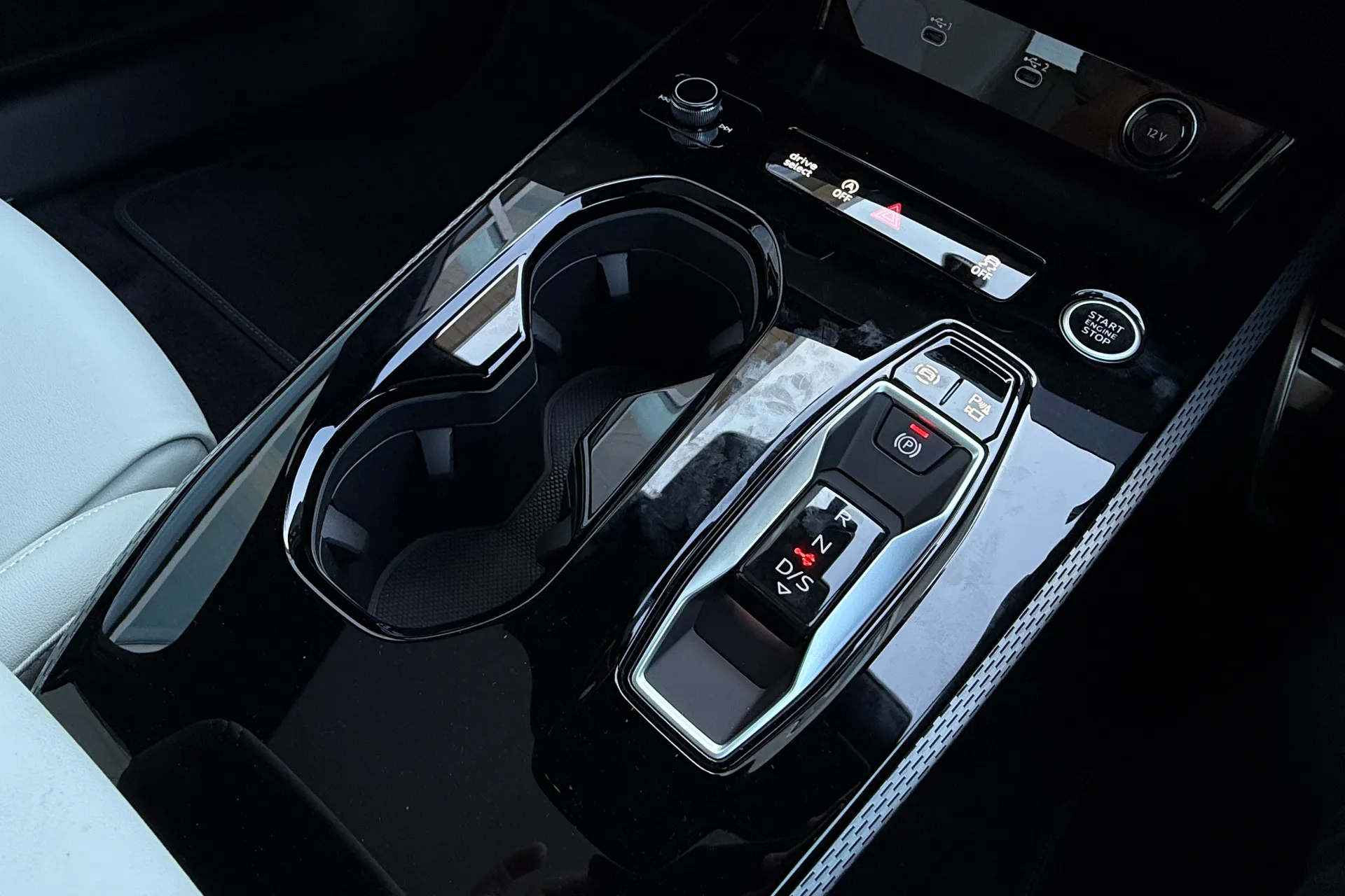 Audi A5 thumbnail image number 23