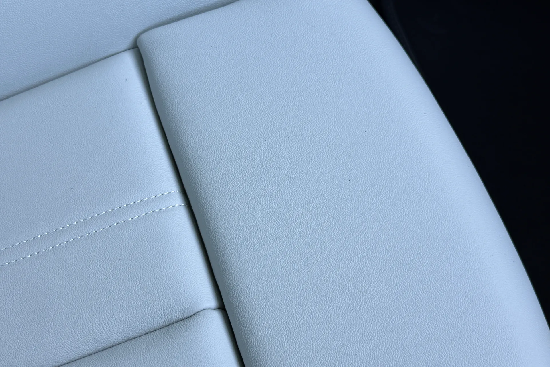 Audi A5 thumbnail image number 24
