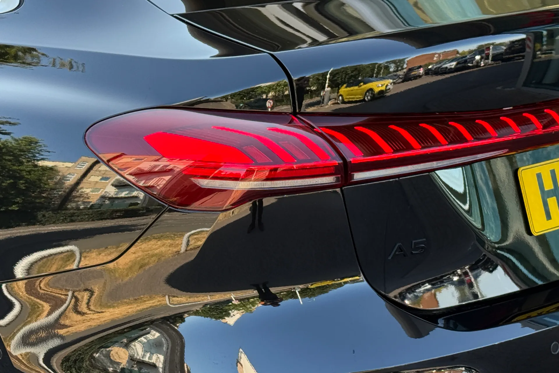 Audi A5 thumbnail image number 44
