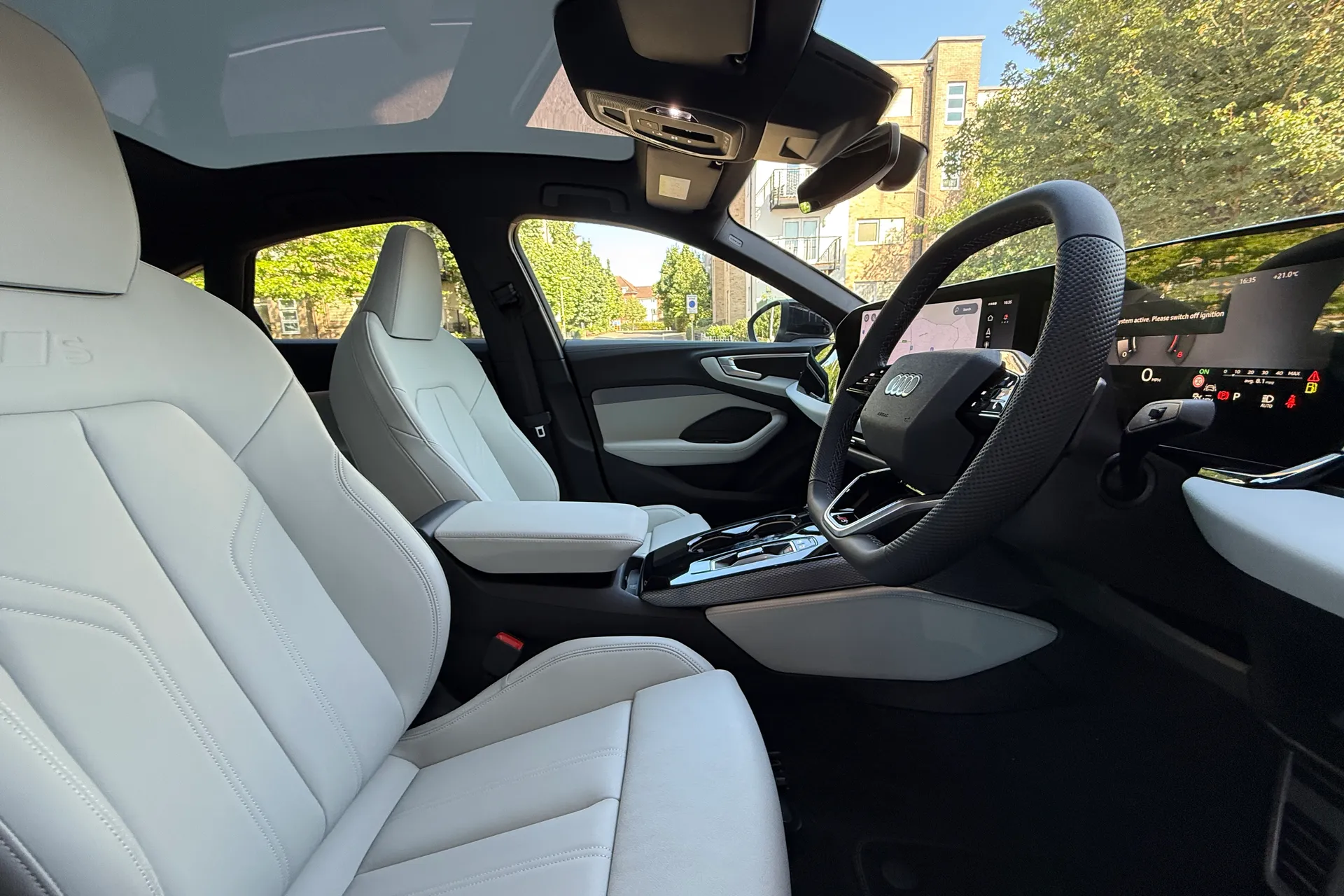 Audi A5 thumbnail image number 28