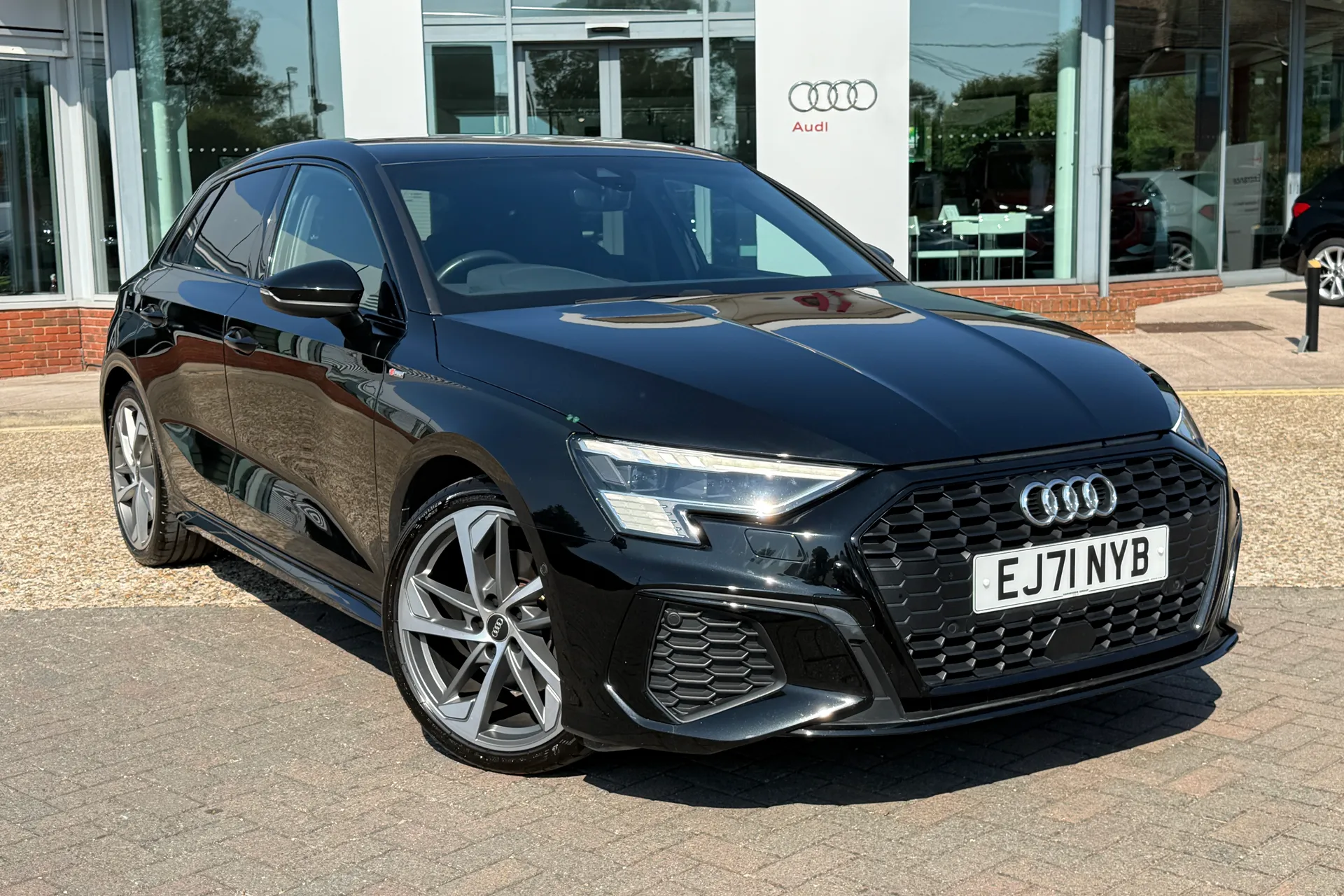Audi A3 thumbnail image number 28