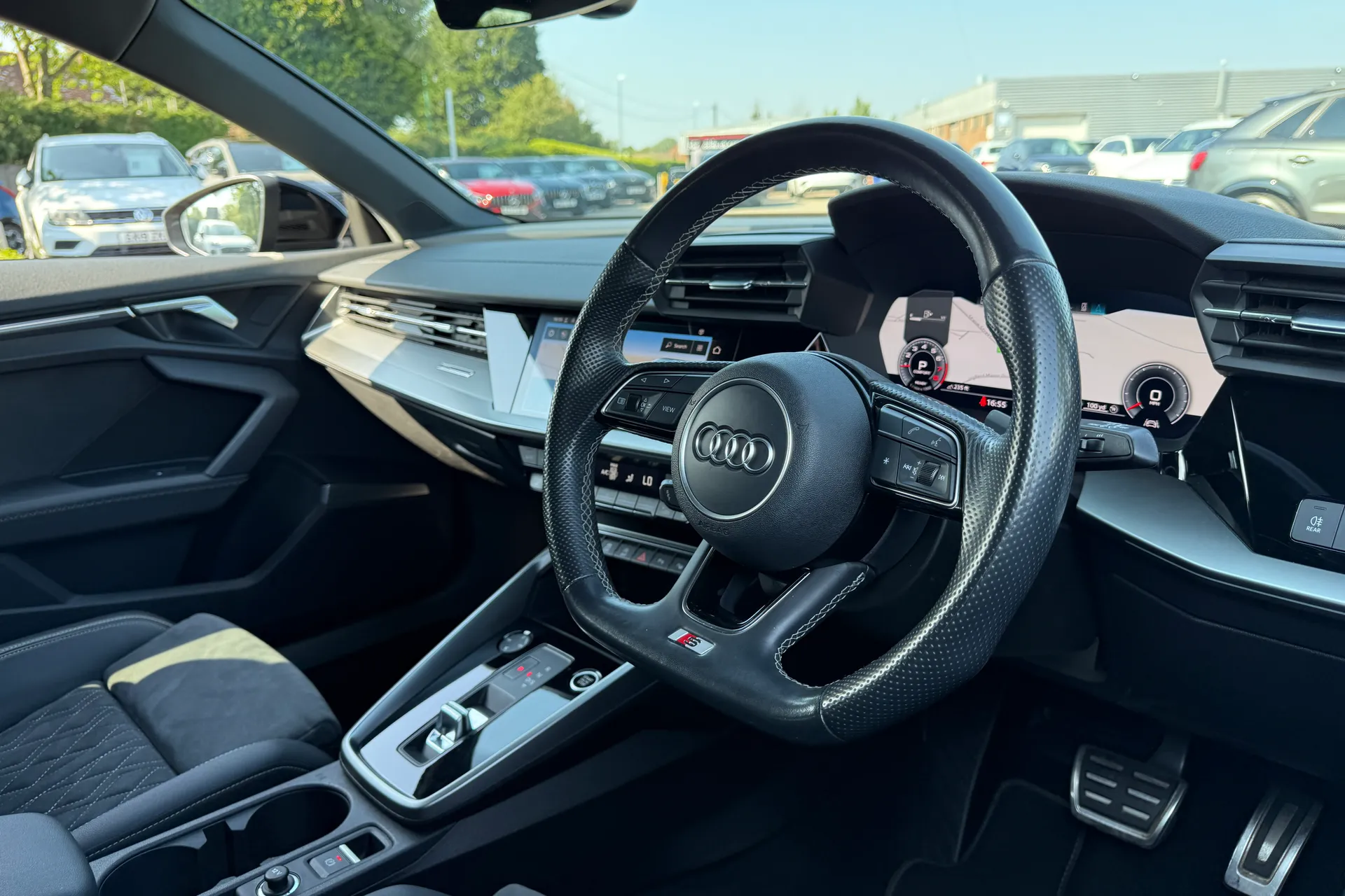 Audi A3 thumbnail image number 32