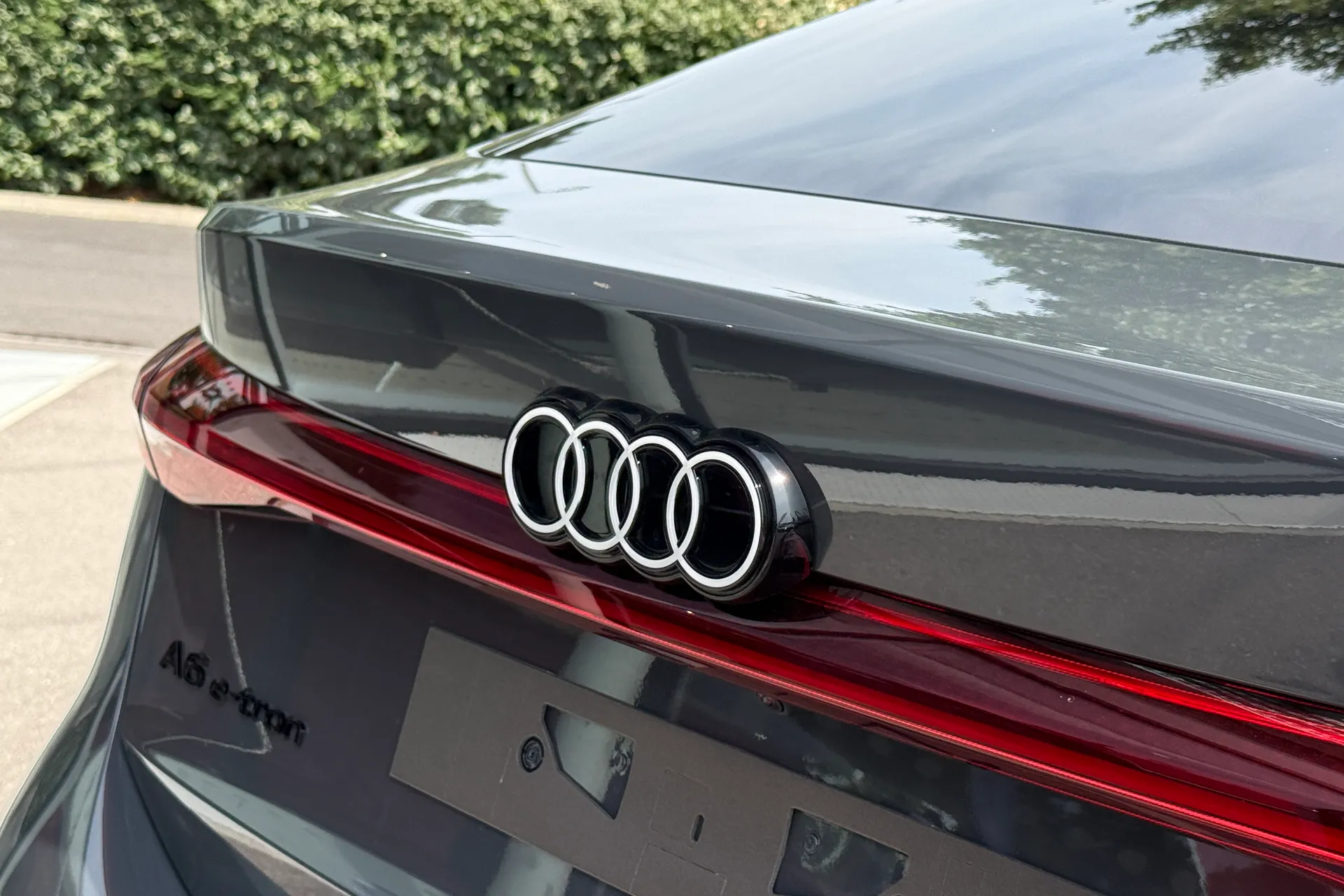 Audi A6 thumbnail image number 22