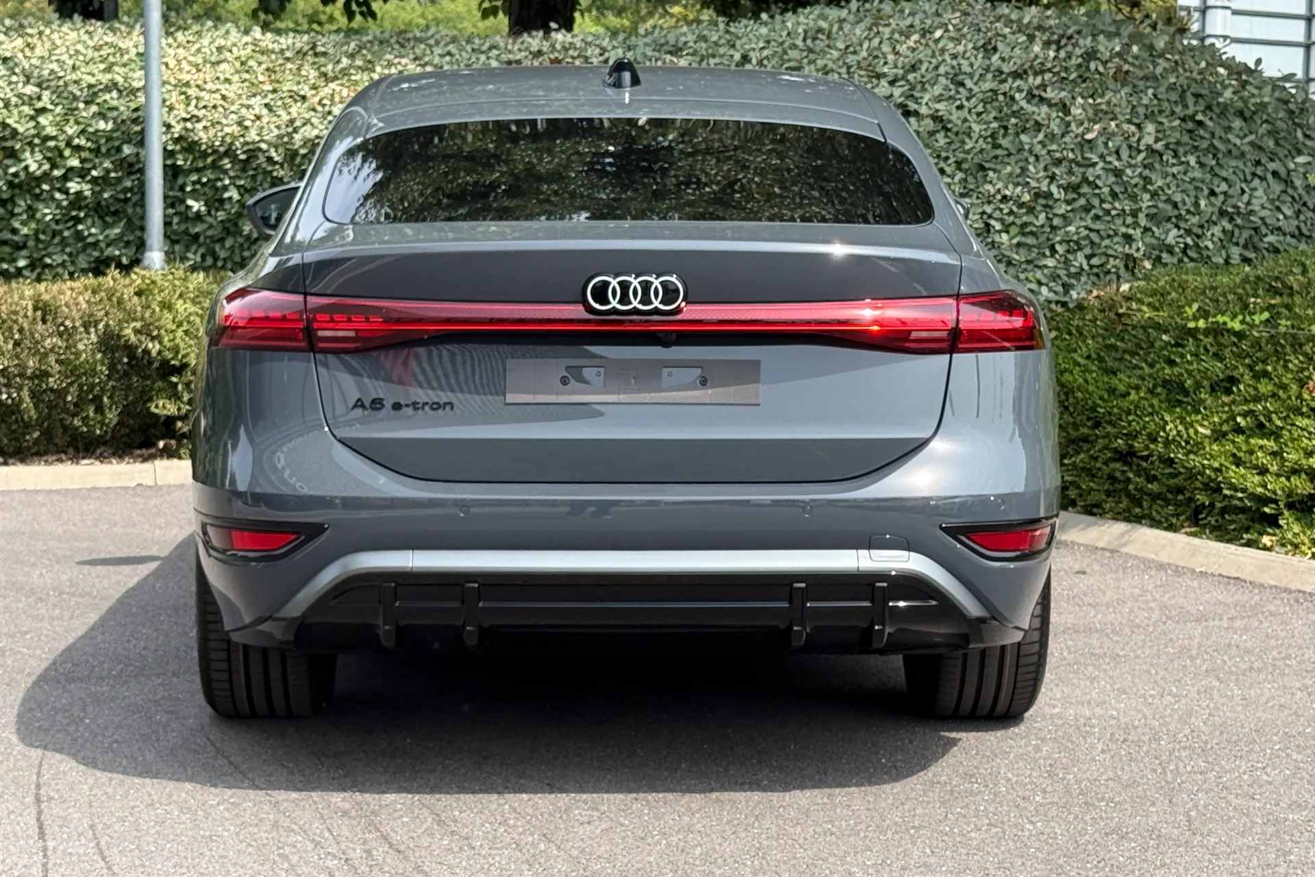 Audi A6 thumbnail image number 5