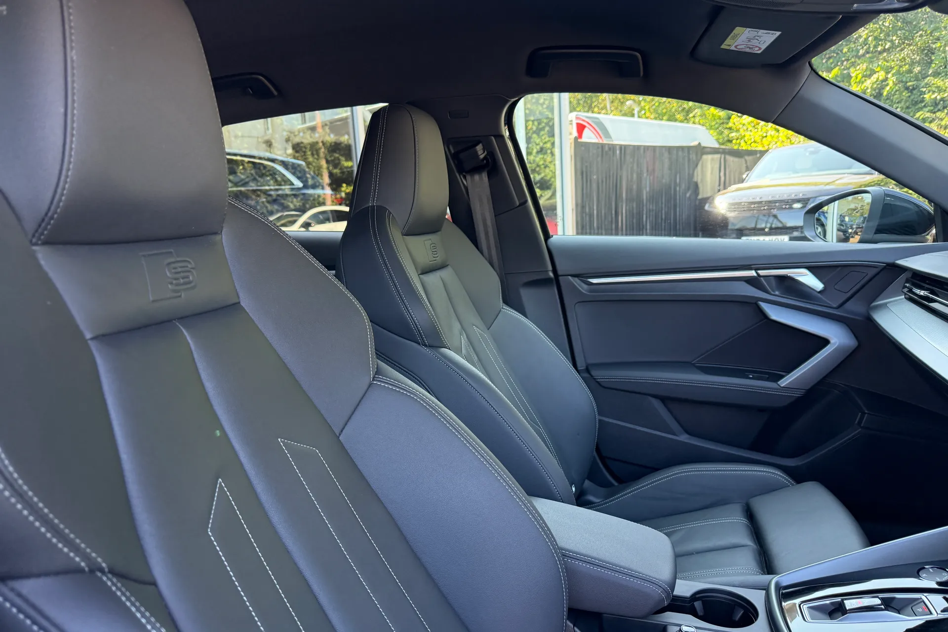 Audi A3 thumbnail image number 33