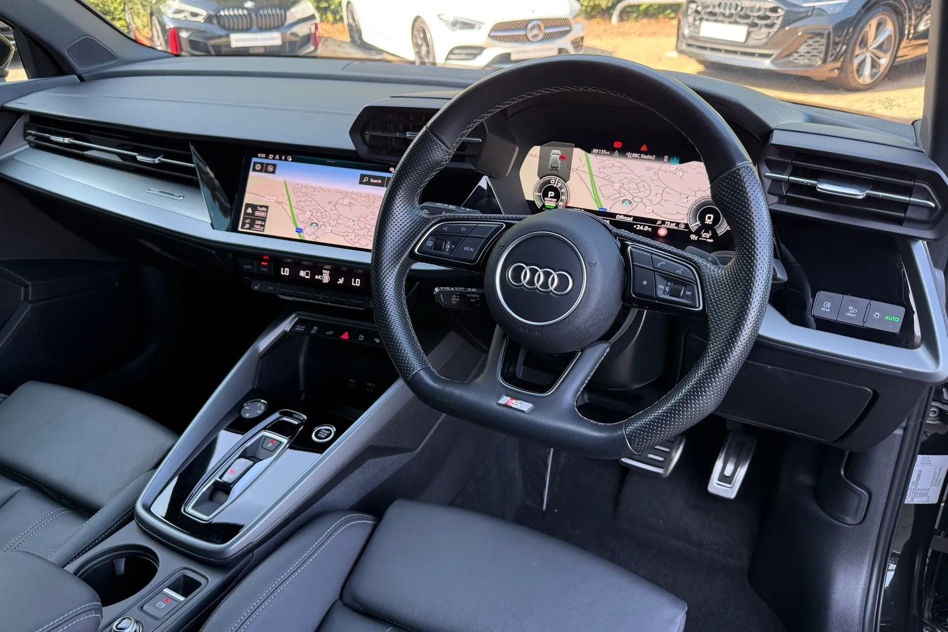 Audi A3 thumbnail image number 32