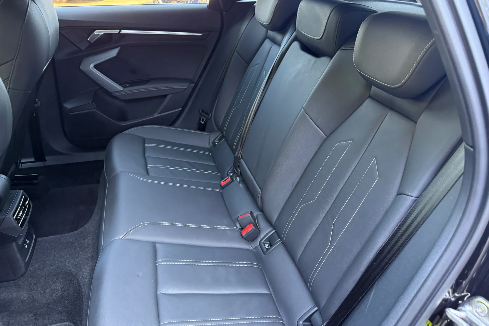 Audi A3 thumbnail image number 51