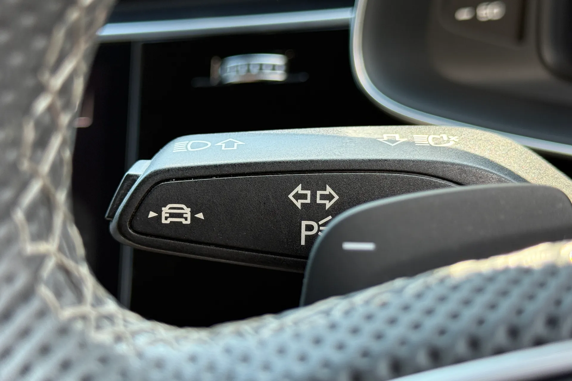 Audi Q8 thumbnail image number 22