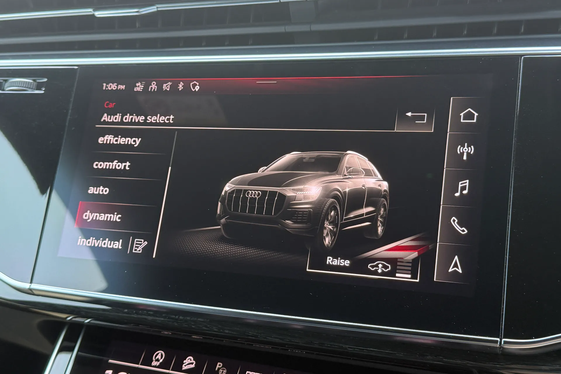 Audi Q8 thumbnail image number 10