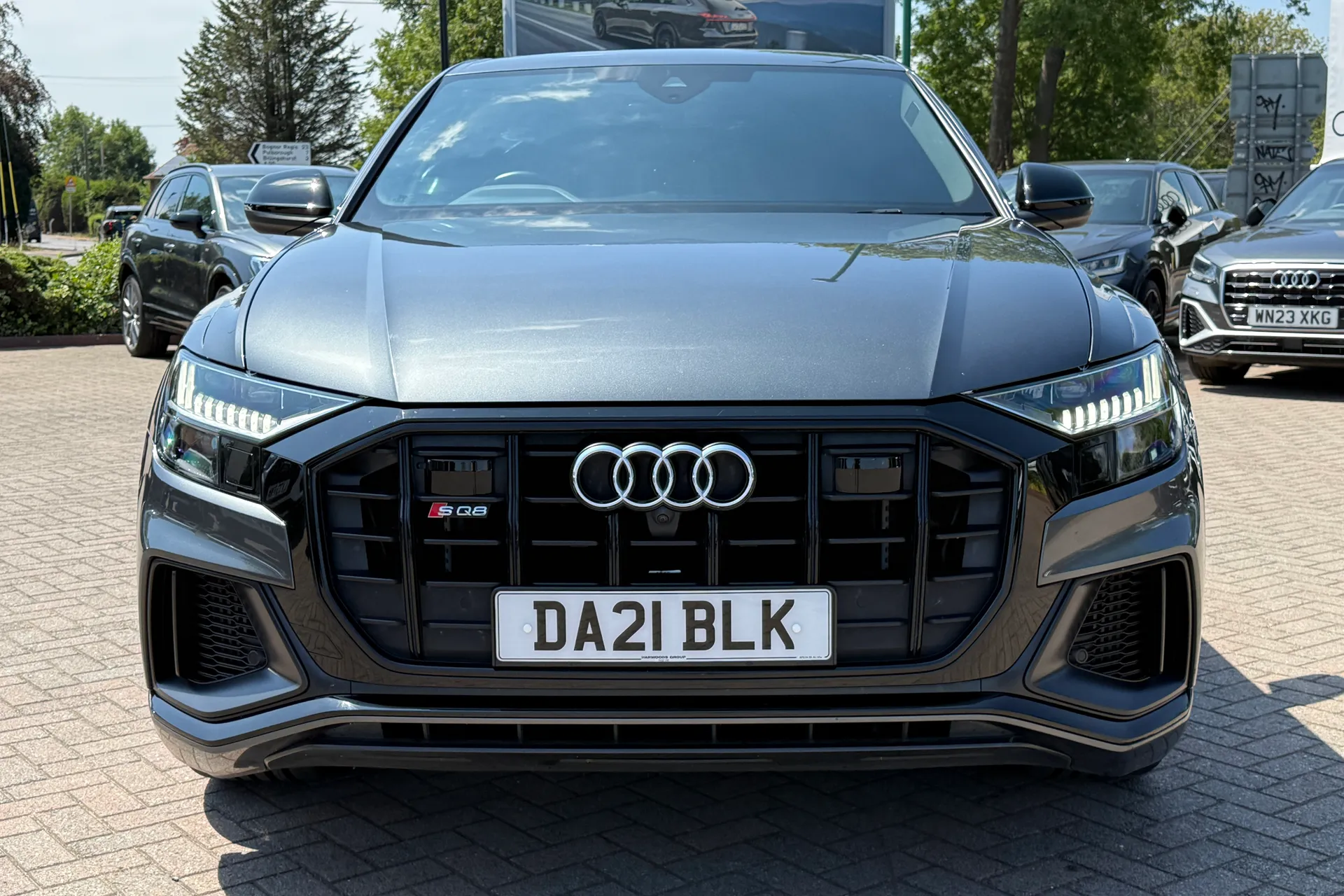 Audi Q8 thumbnail image number 29