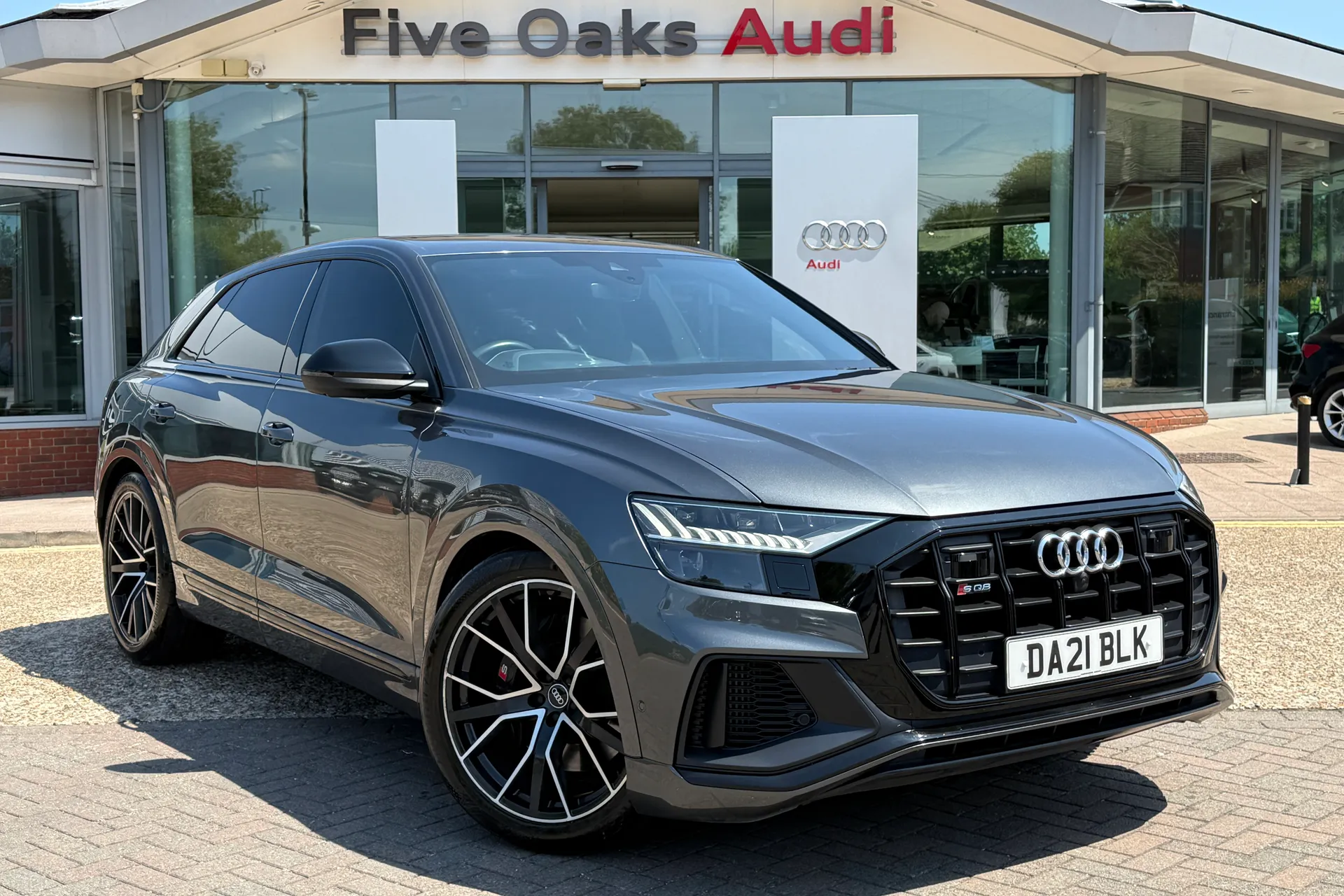 Audi Q8 focused image