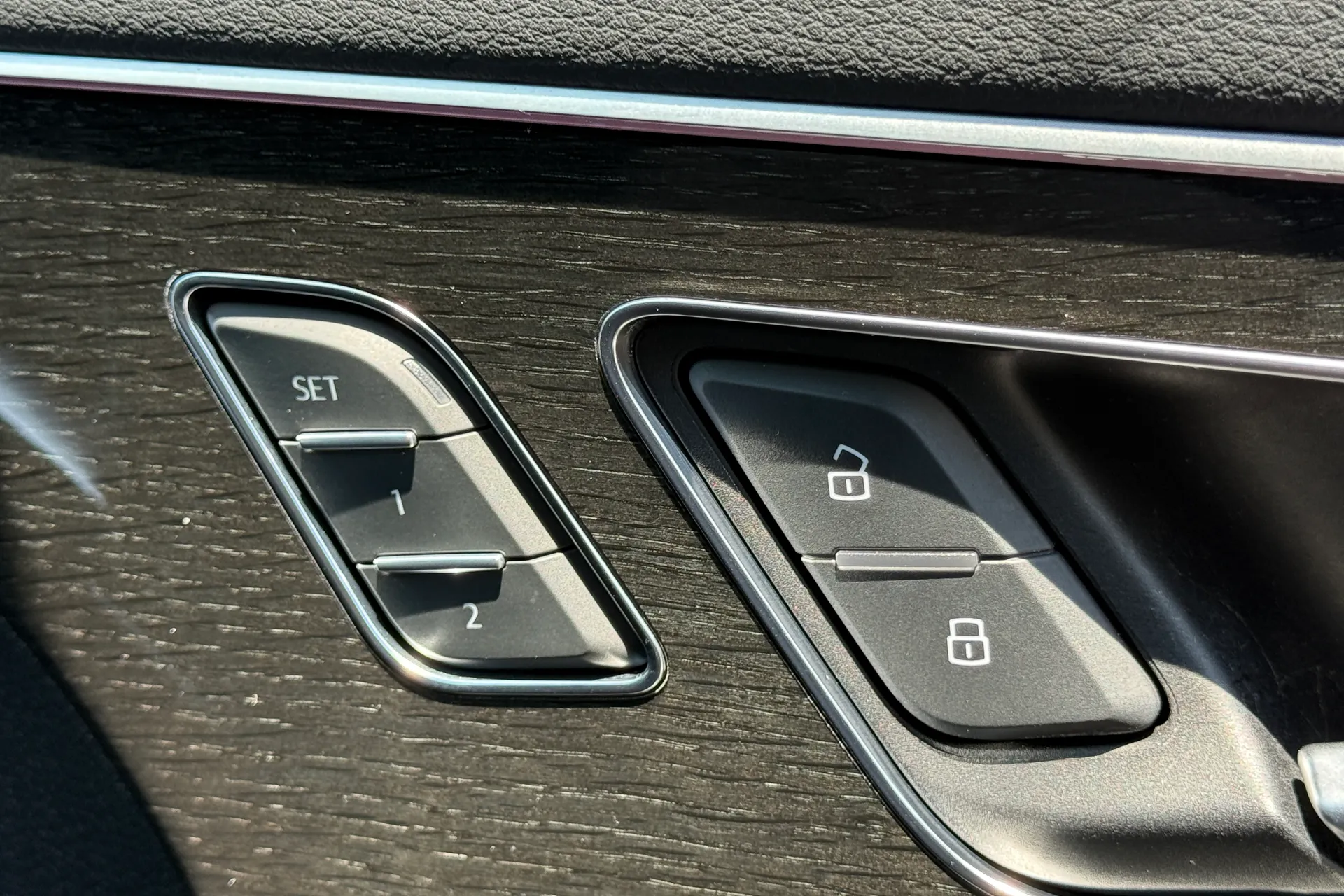 Audi Q8 thumbnail image number 20