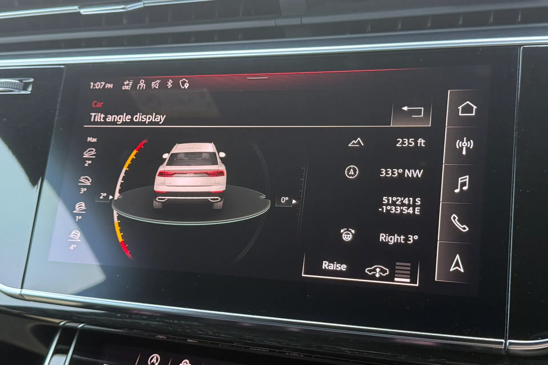 Audi Q8 thumbnail image number 12