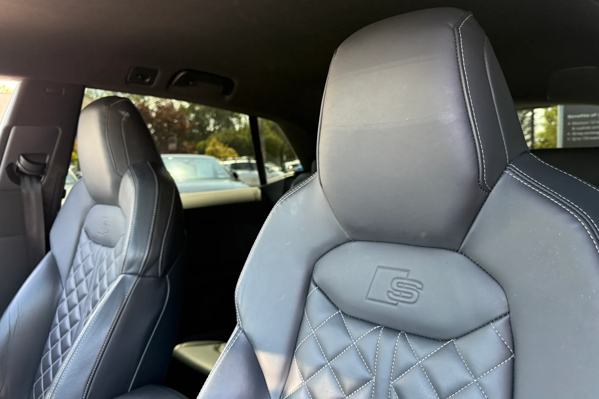 Audi Q8 thumbnail image number 35