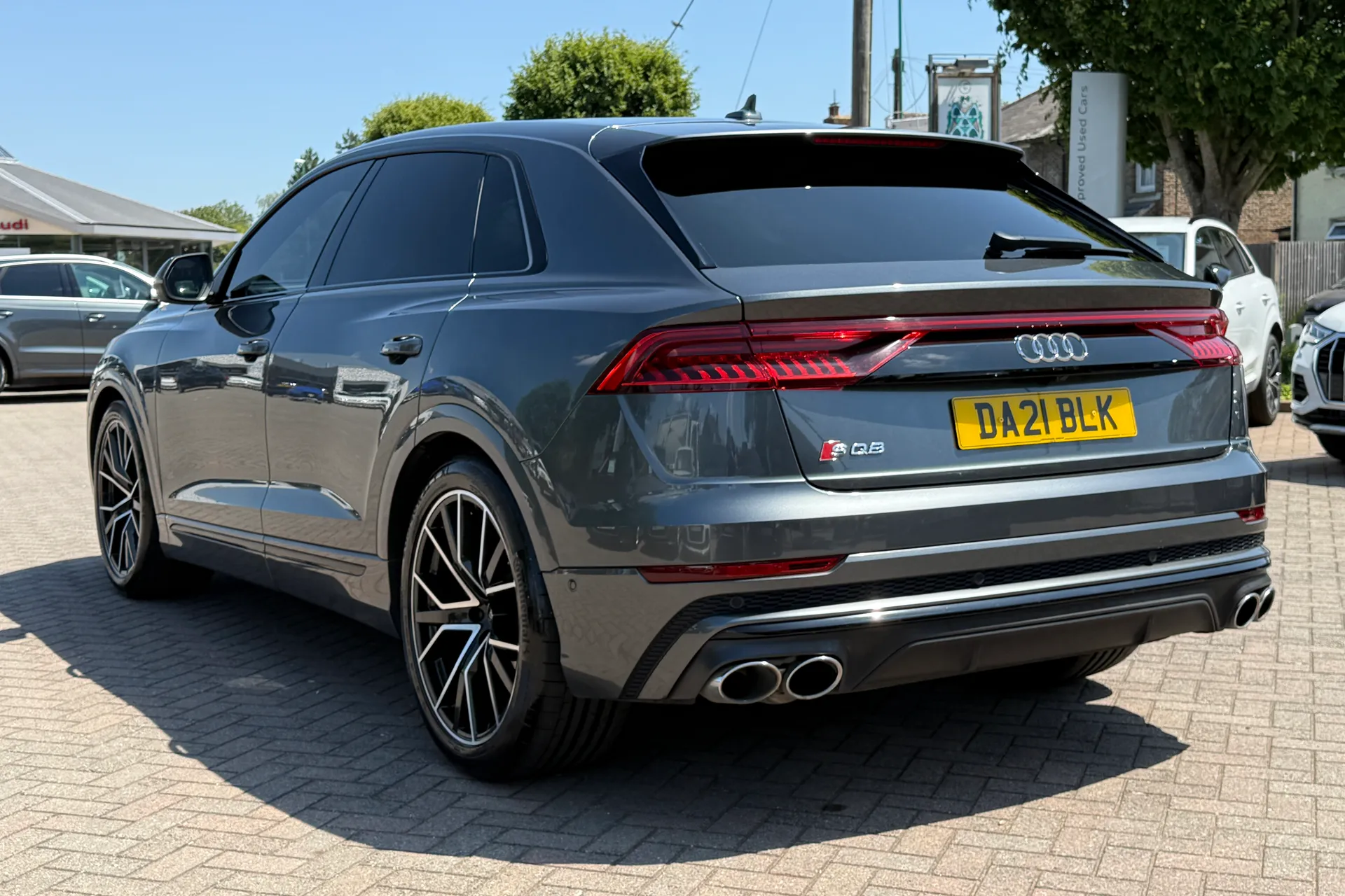 Audi Q8 thumbnail image number 38