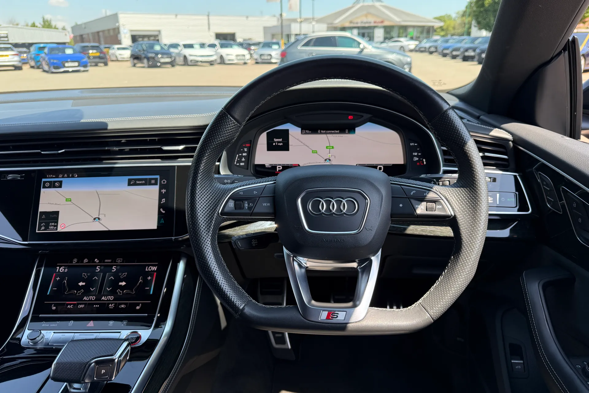 Audi Q8 thumbnail image number 6