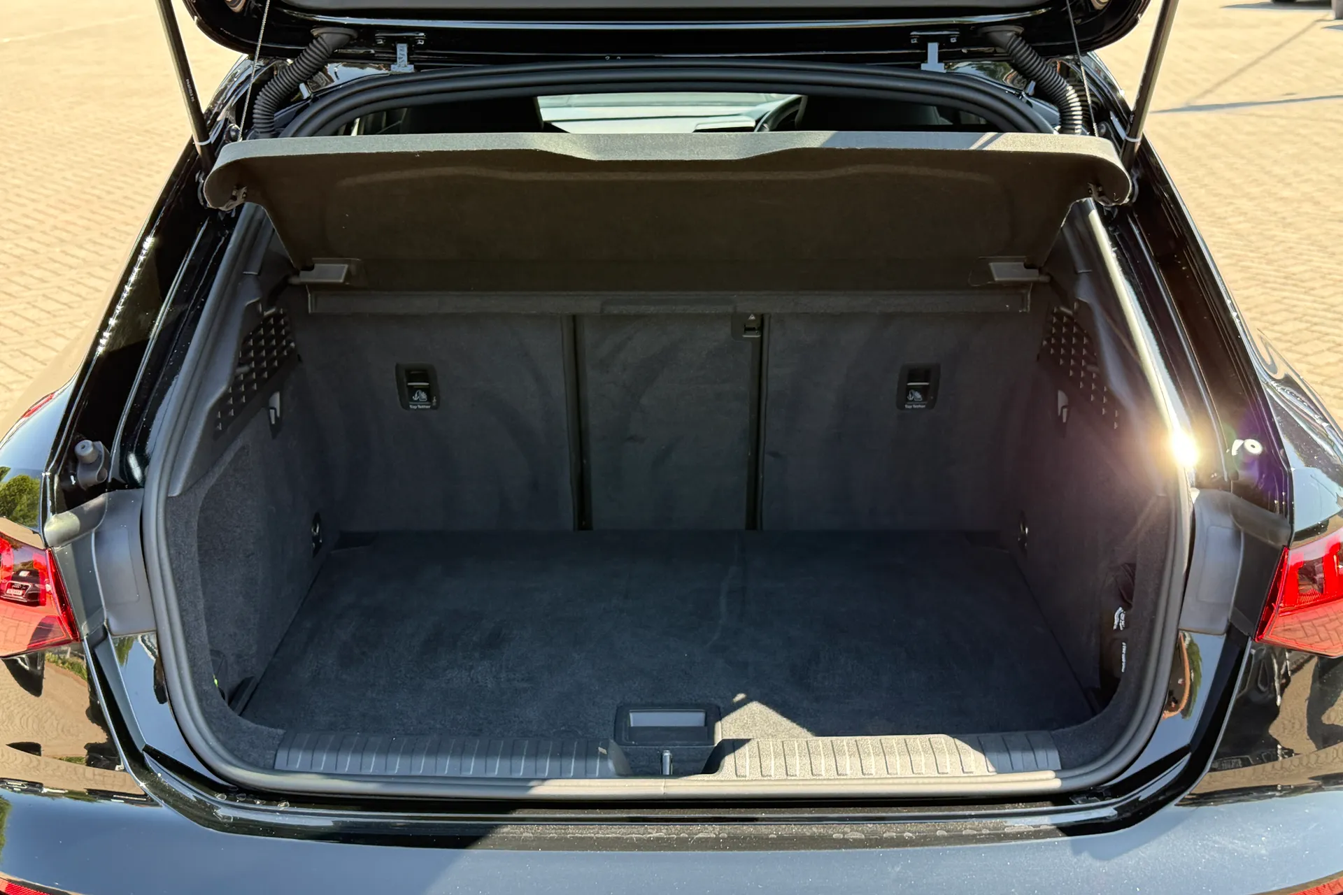 Audi A3 thumbnail image number 37