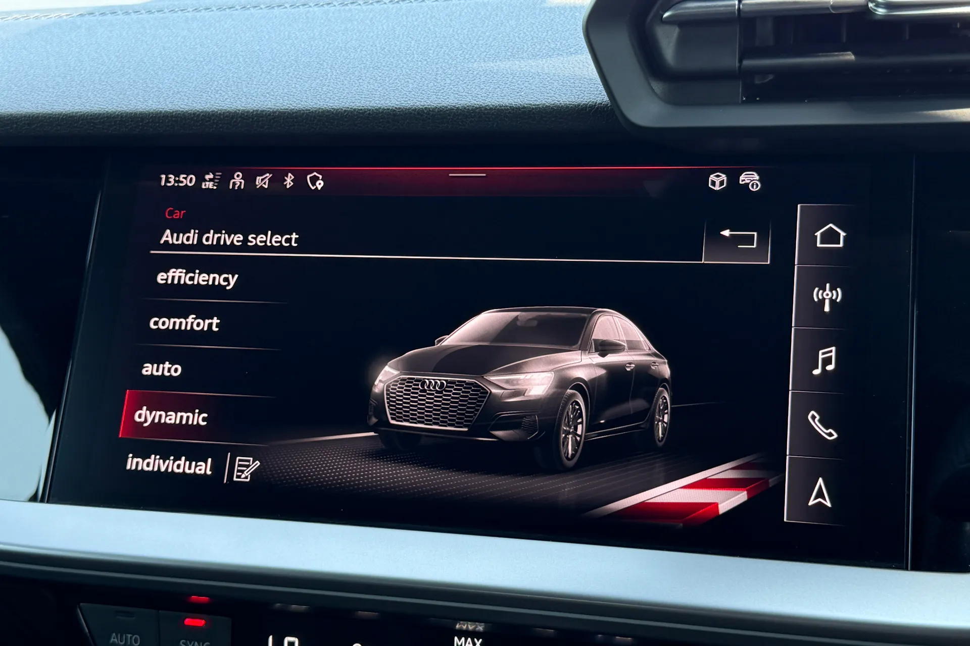 Audi A3 thumbnail image number 13