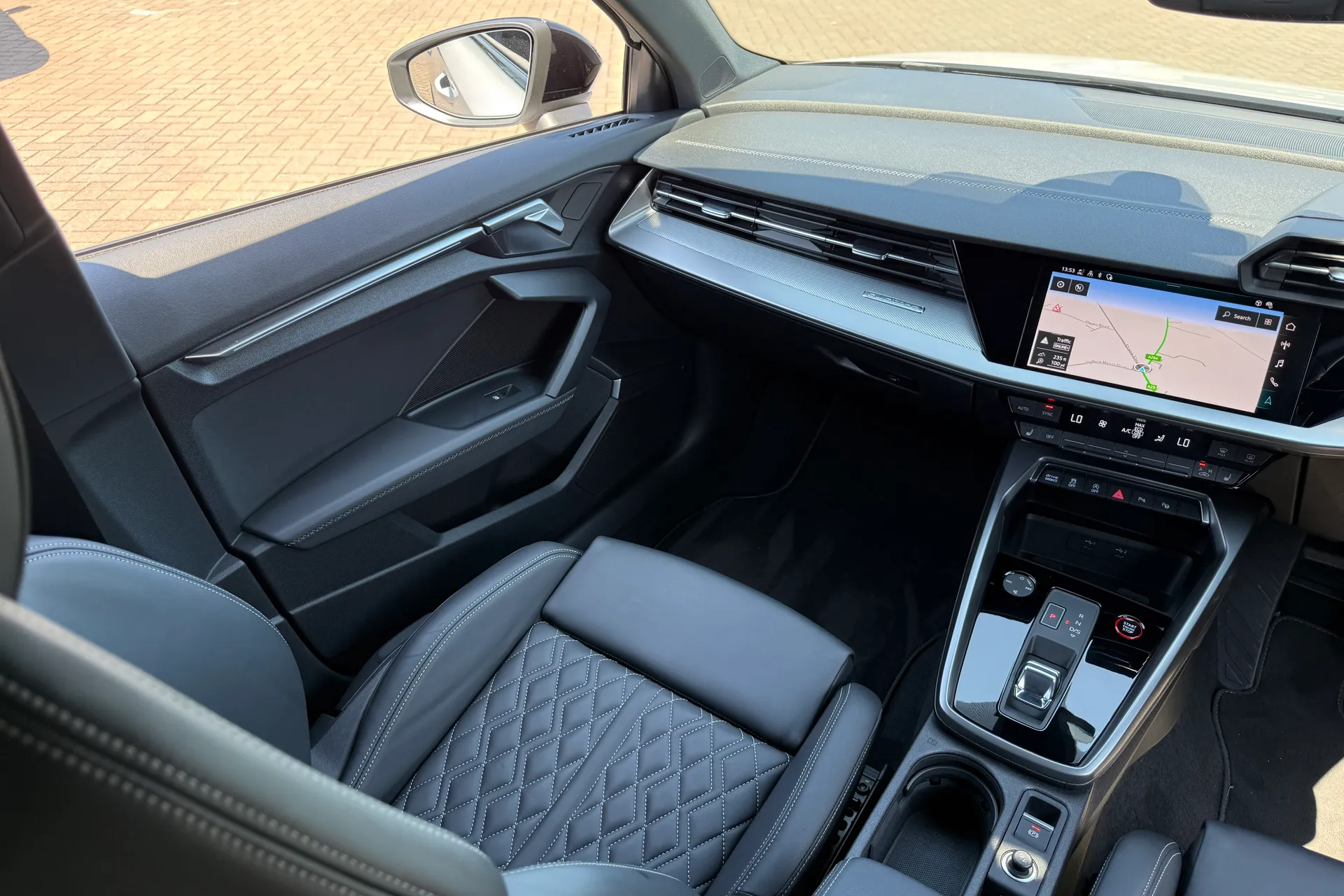 Audi A3 thumbnail image number 44