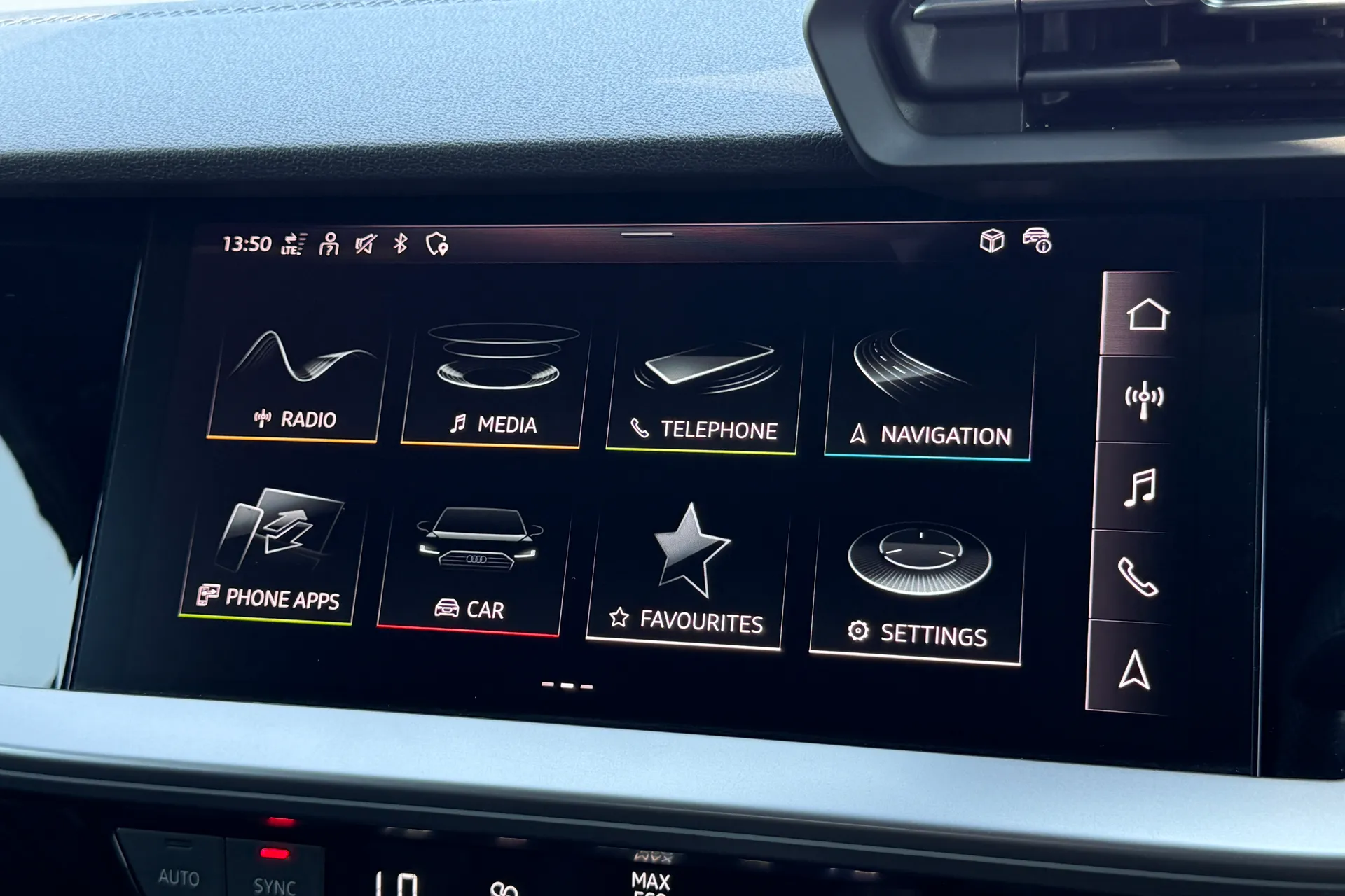 Audi A3 thumbnail image number 17