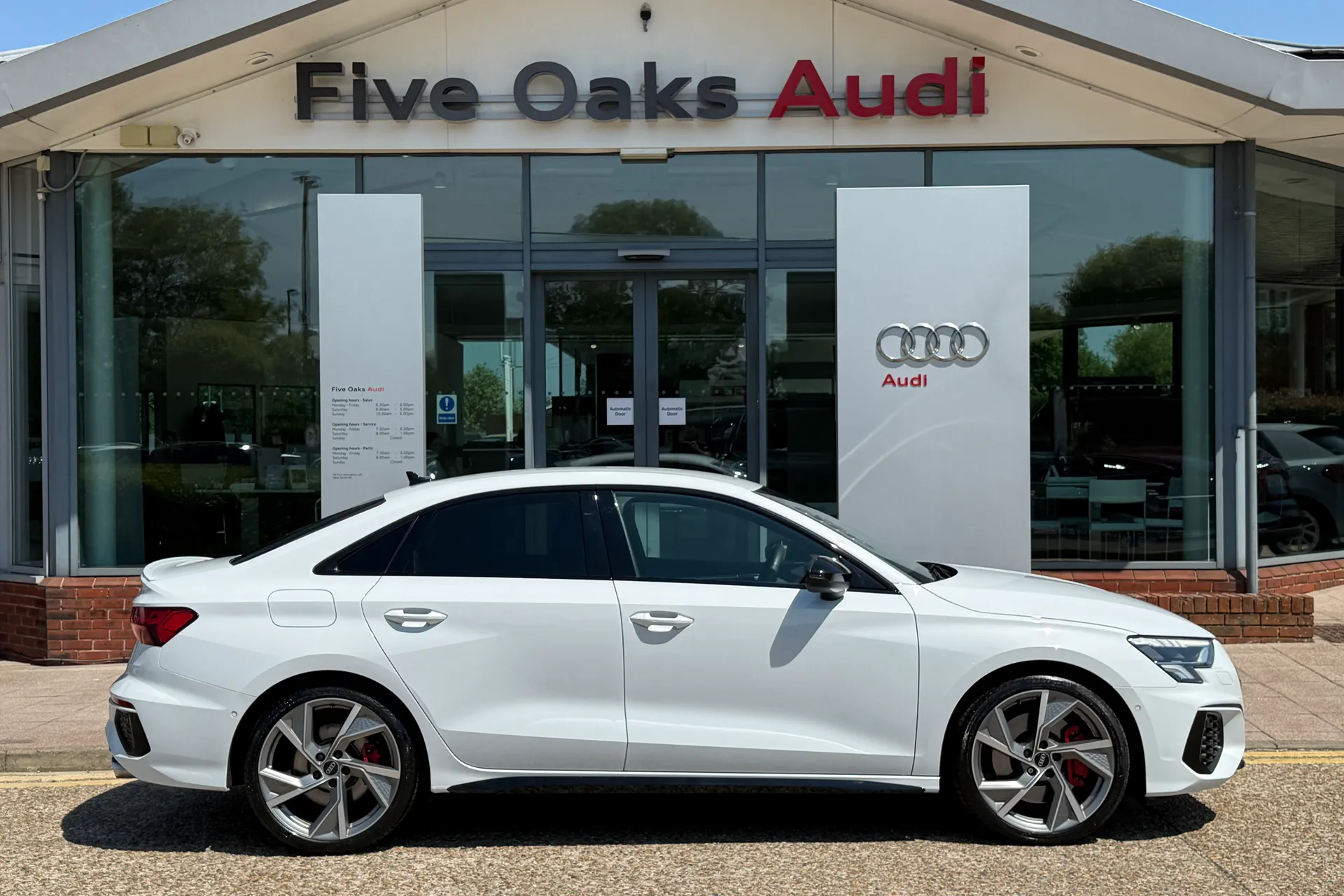 Audi A3 thumbnail image number 2
